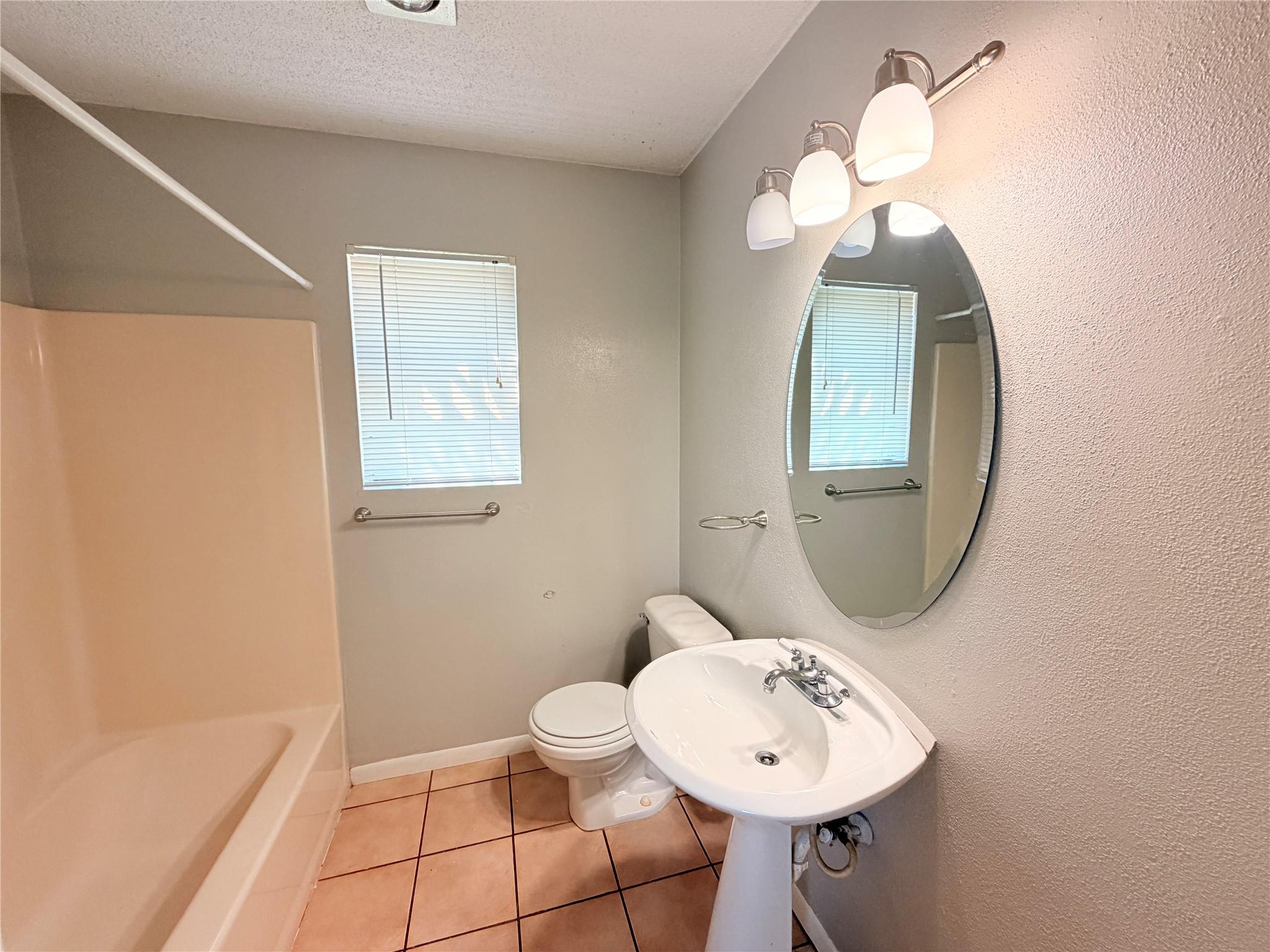 14200 Sussman Ct # A, Austin, TX 78728