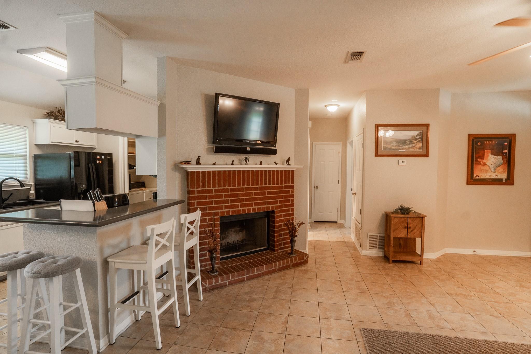 3209 Crystal Cir, Taylor, TX 76574