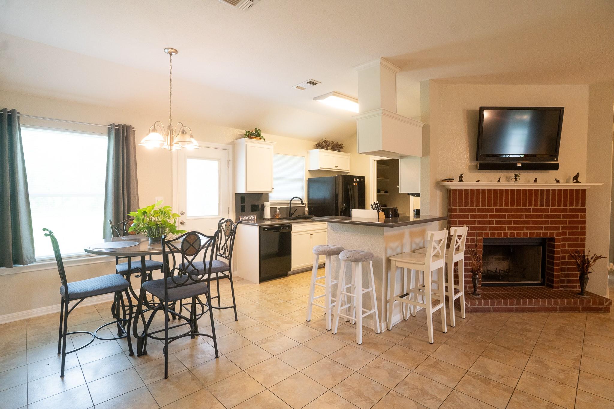 3209 Crystal Cir, Taylor, TX 76574