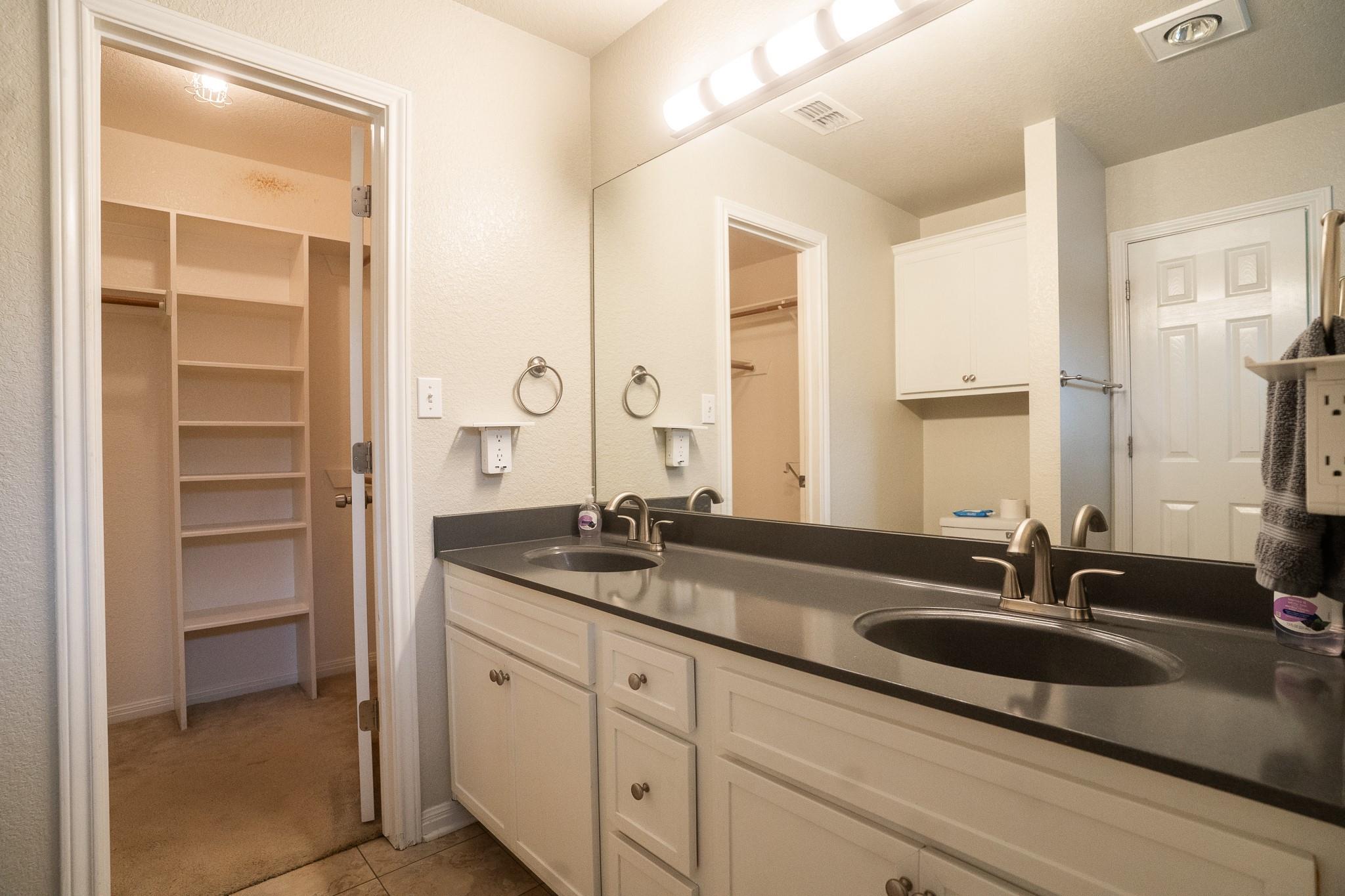 3209 Crystal Cir, Taylor, TX 76574