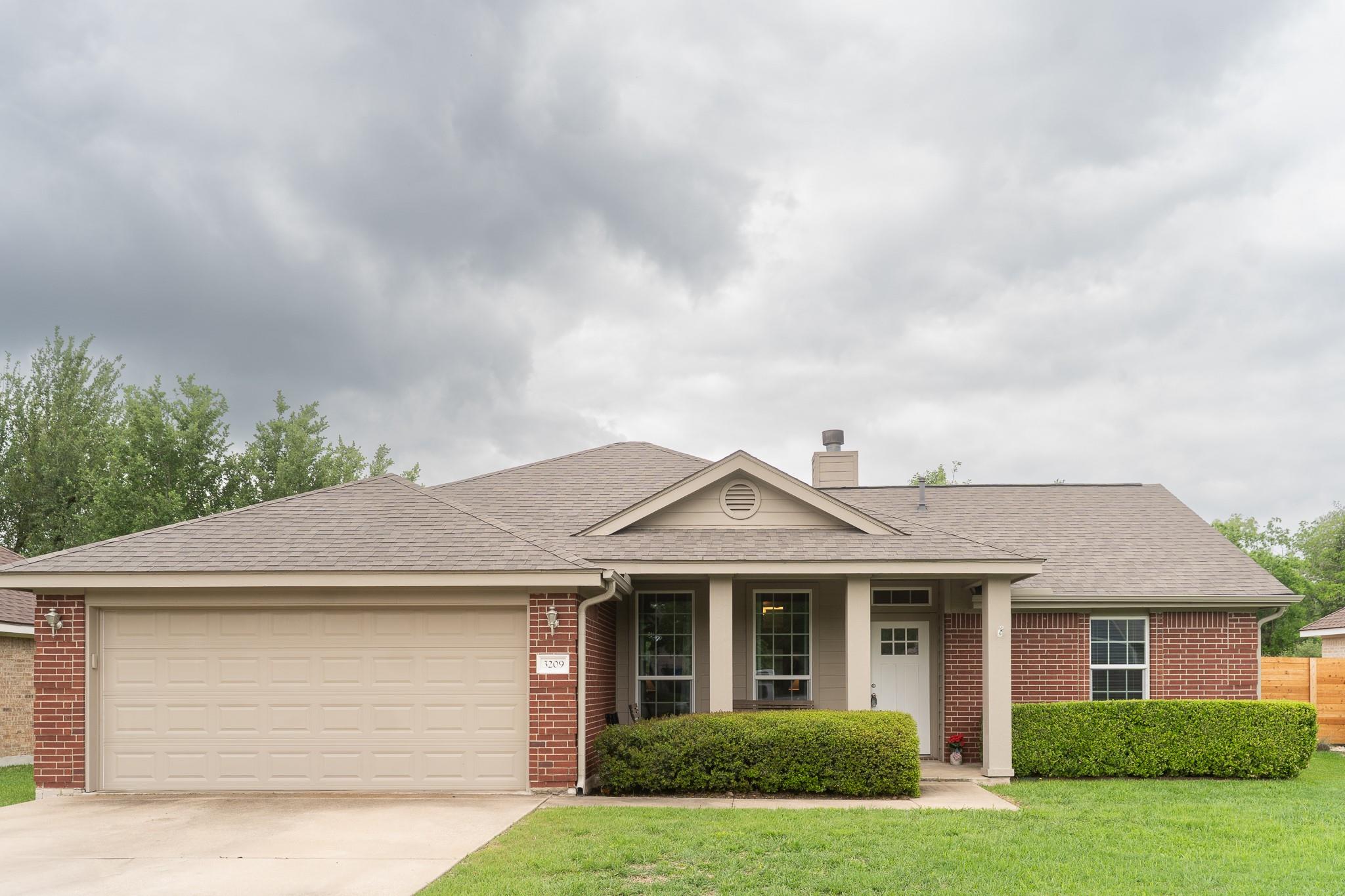 3209 Crystal Cir, Taylor, TX 76574