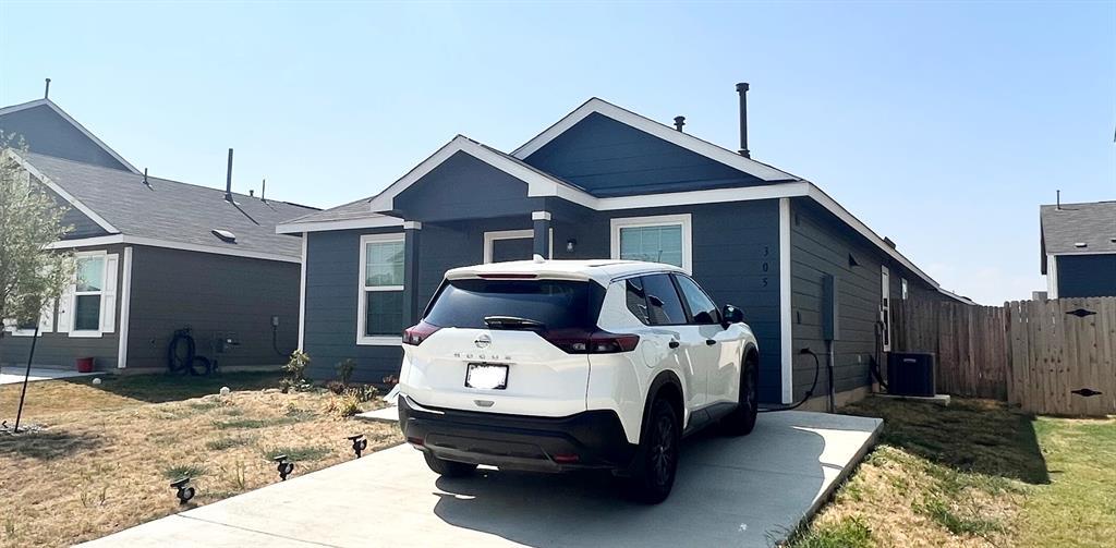 305 Mica Trl, Maxwell, TX 78656