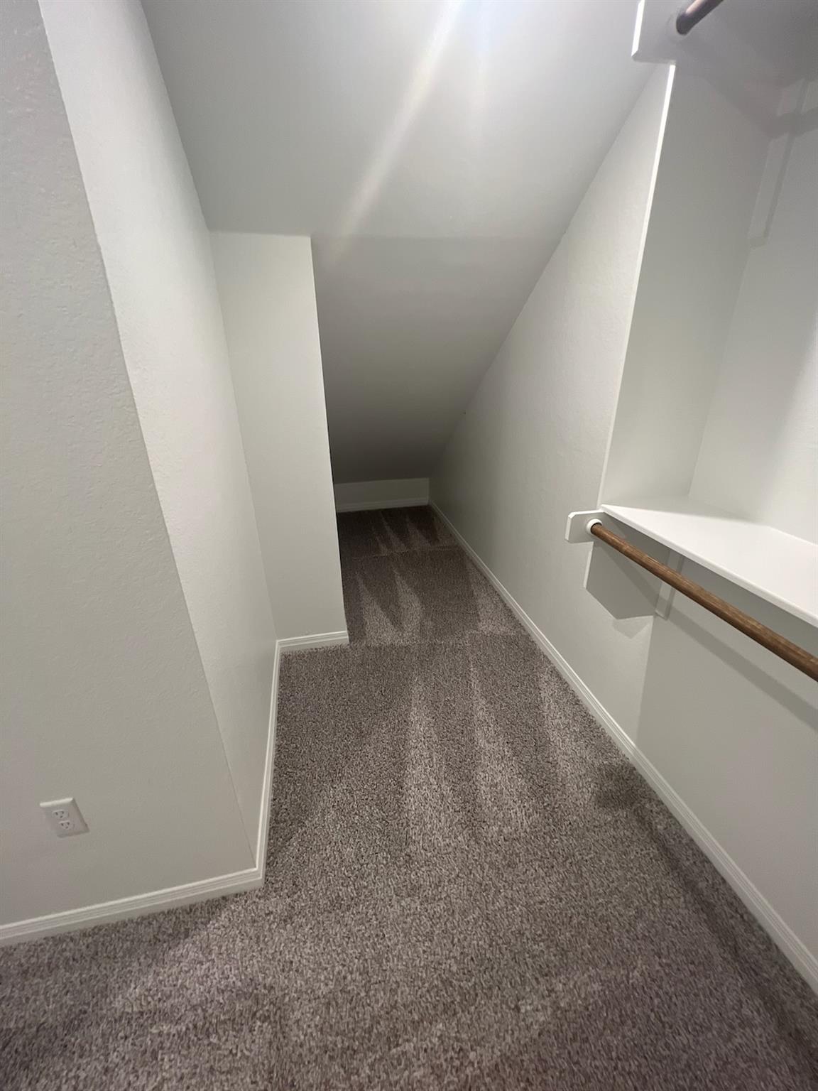 6400 Rounded Pebble Ln, Buda, TX 78610