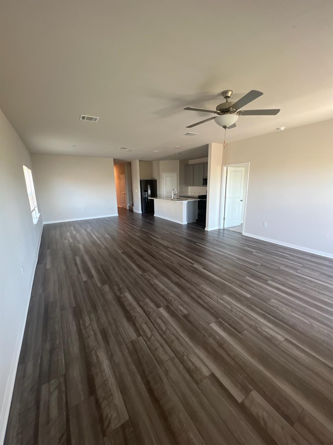 6400 Rounded Pebble Ln, Buda, TX 78610