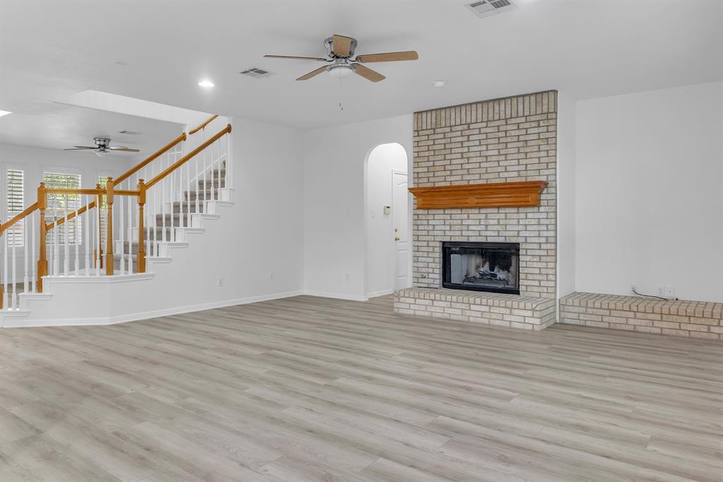 2604 Sterling Panorama Ct, Austin, TX 78738