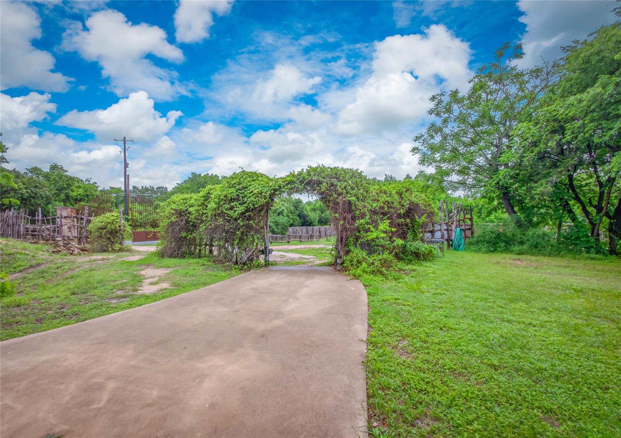 24203 Fulkes Rd, Leander, TX 78641