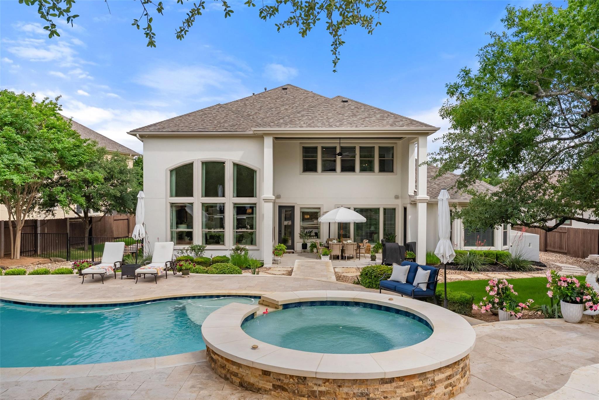 1928 Long Bow Dr, Leander, TX 78641