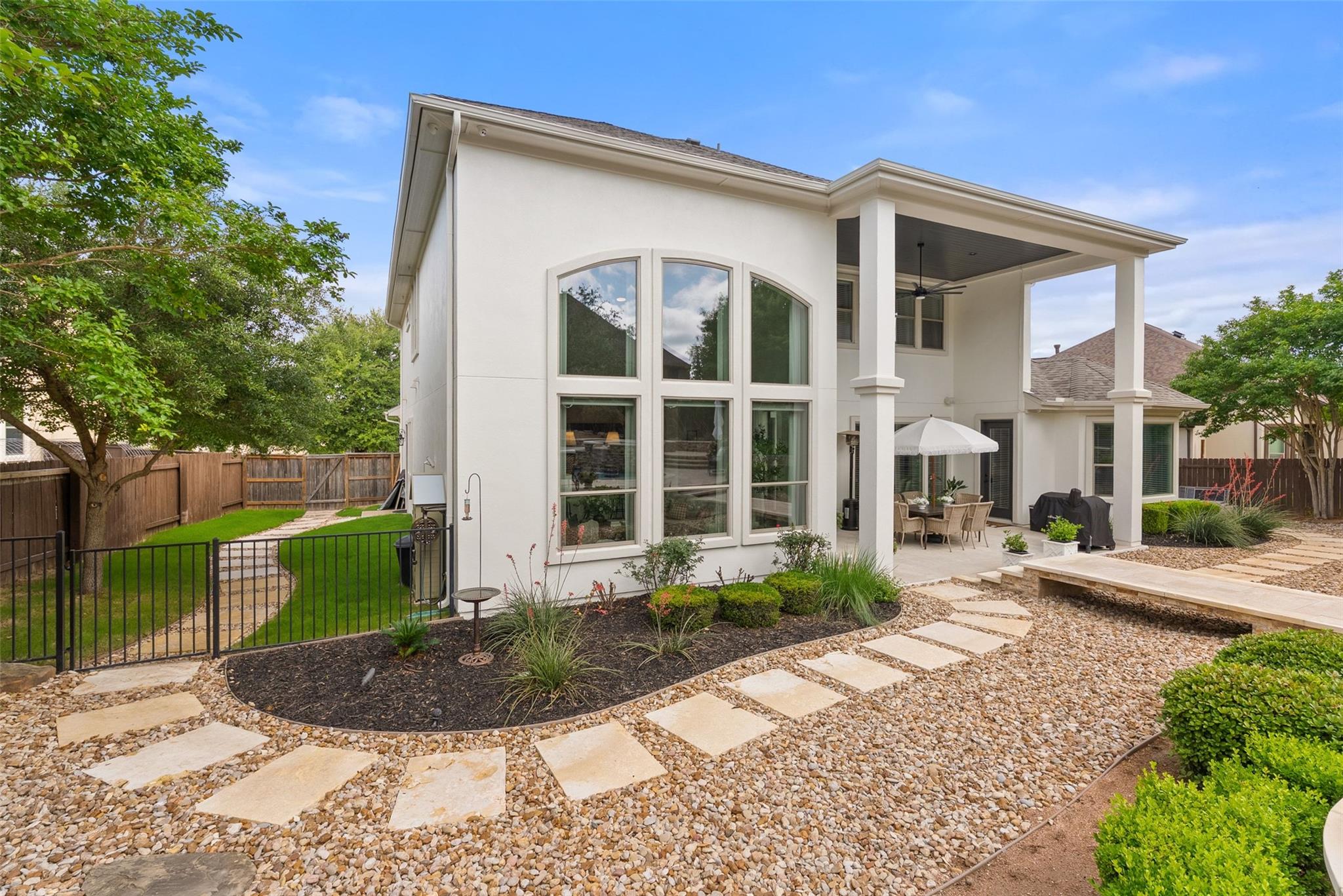 1928 Long Bow Dr, Leander, TX 78641