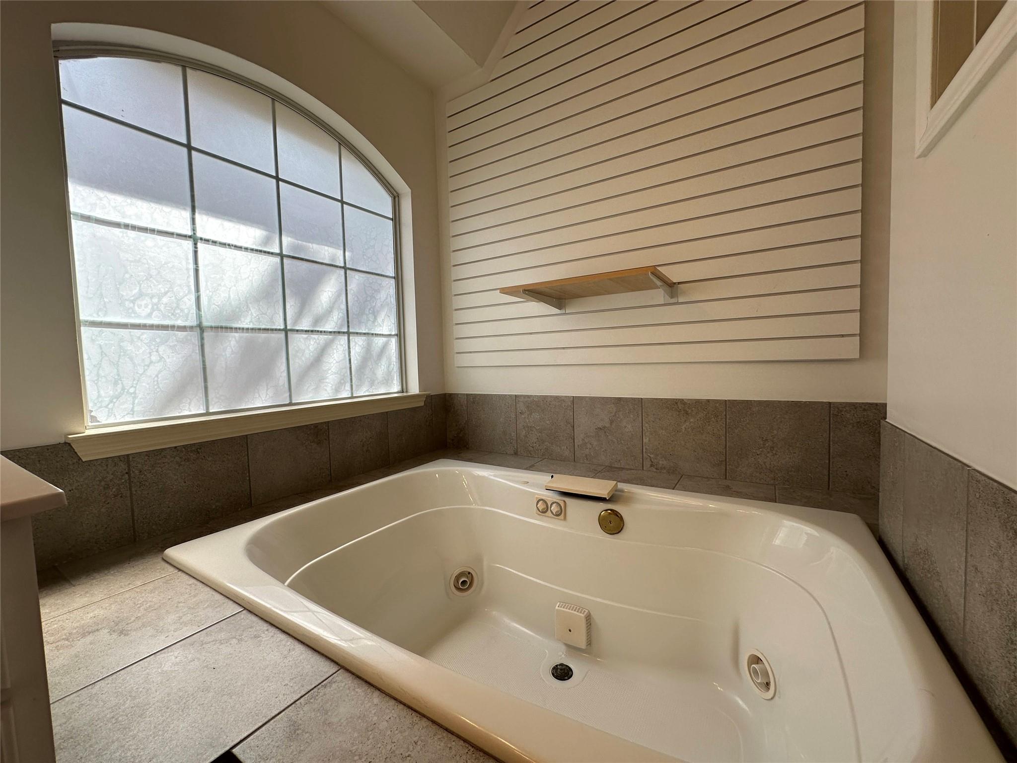 10902 Grassmere Ct, Austin, TX 78739