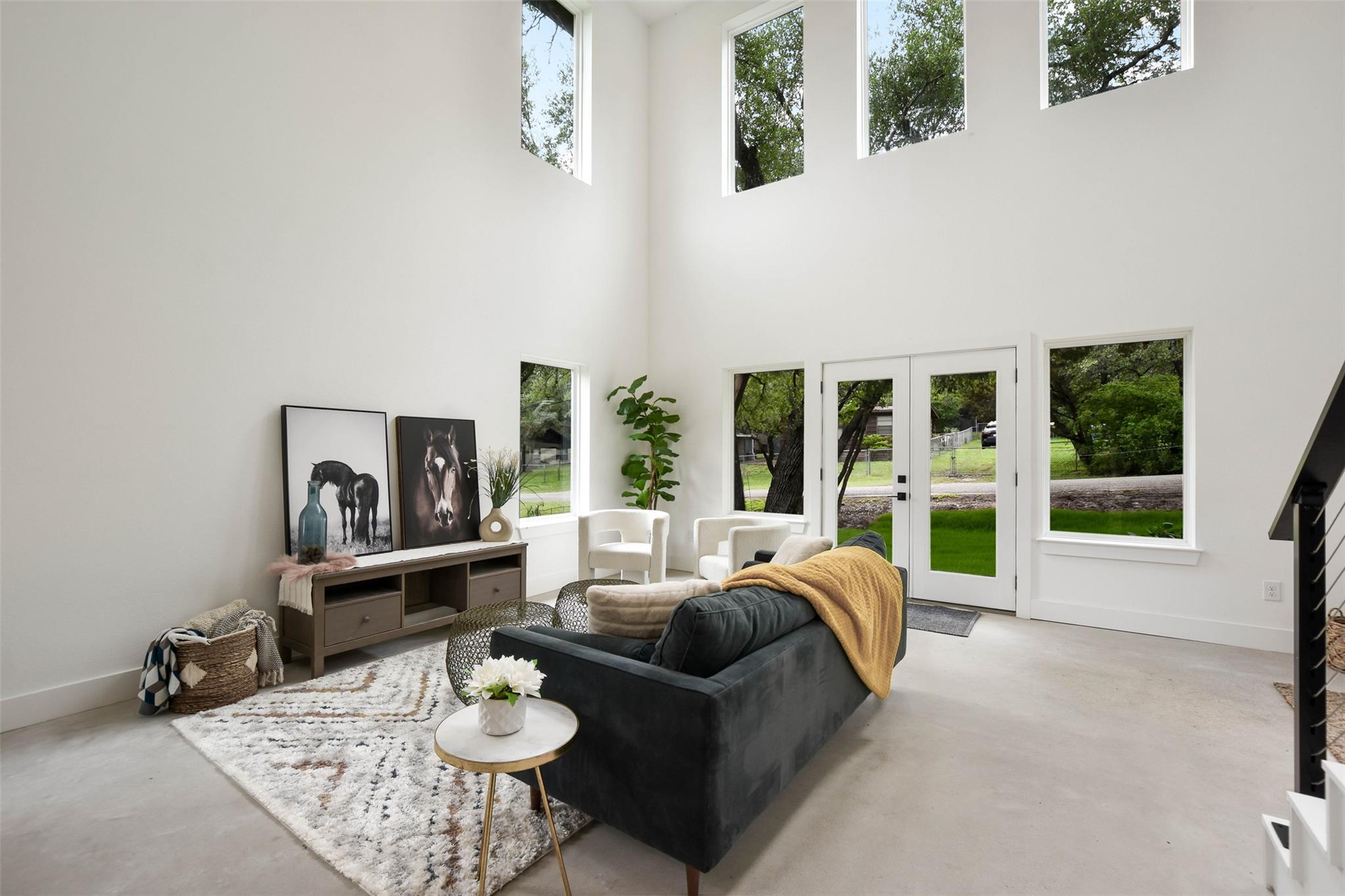 10901 W Lakeview Dr, Jonestown, TX 78645