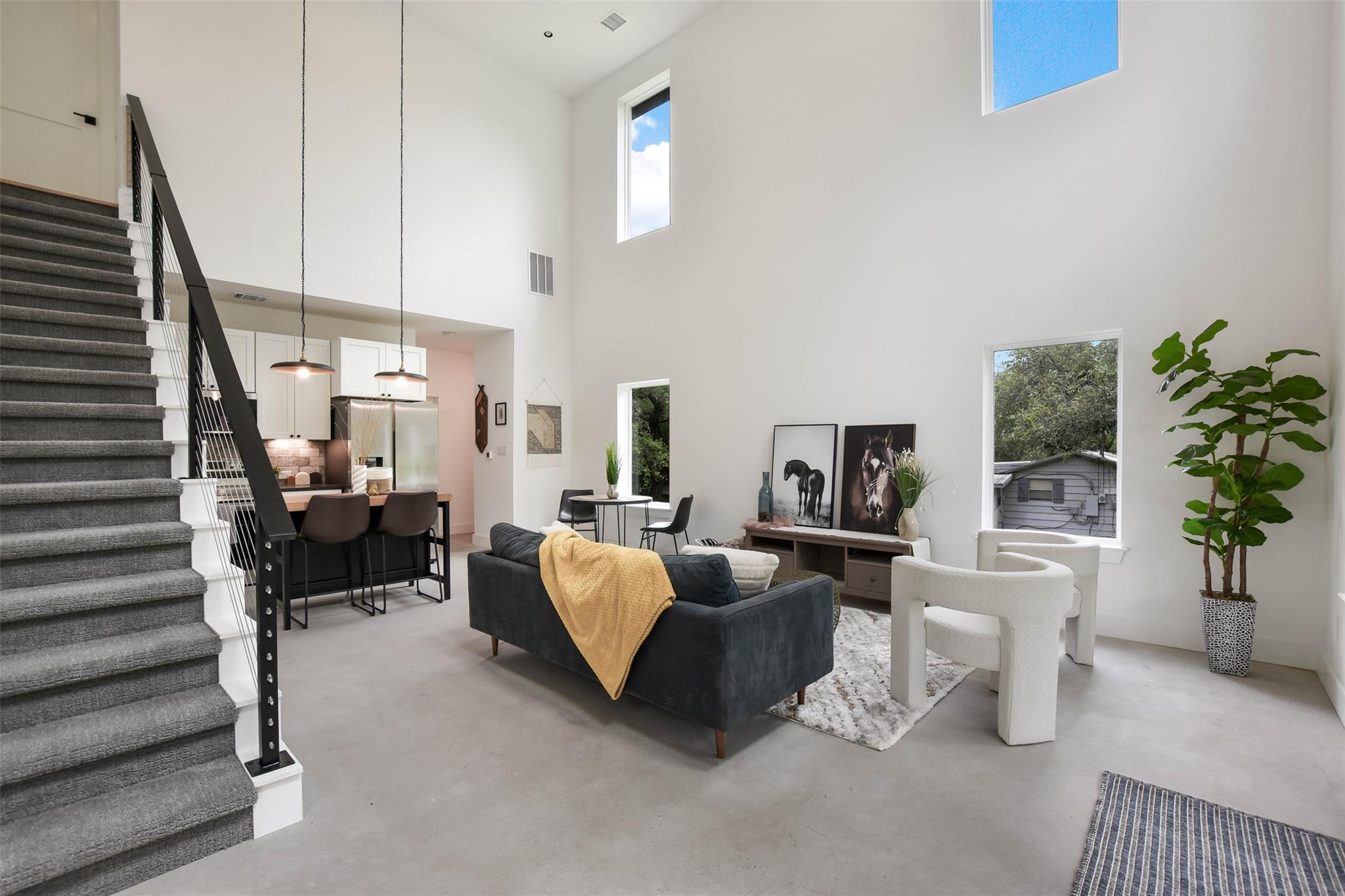 10901 W Lakeview Dr, Jonestown, TX 78645