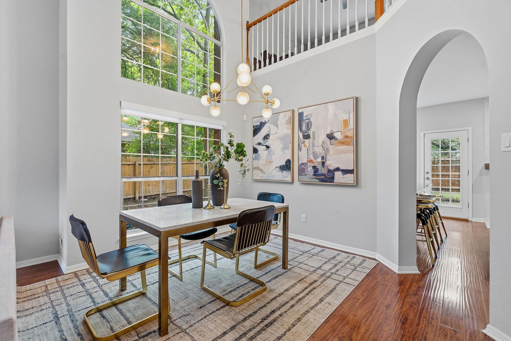 7302 John Blocker Dr, Austin, TX 78749