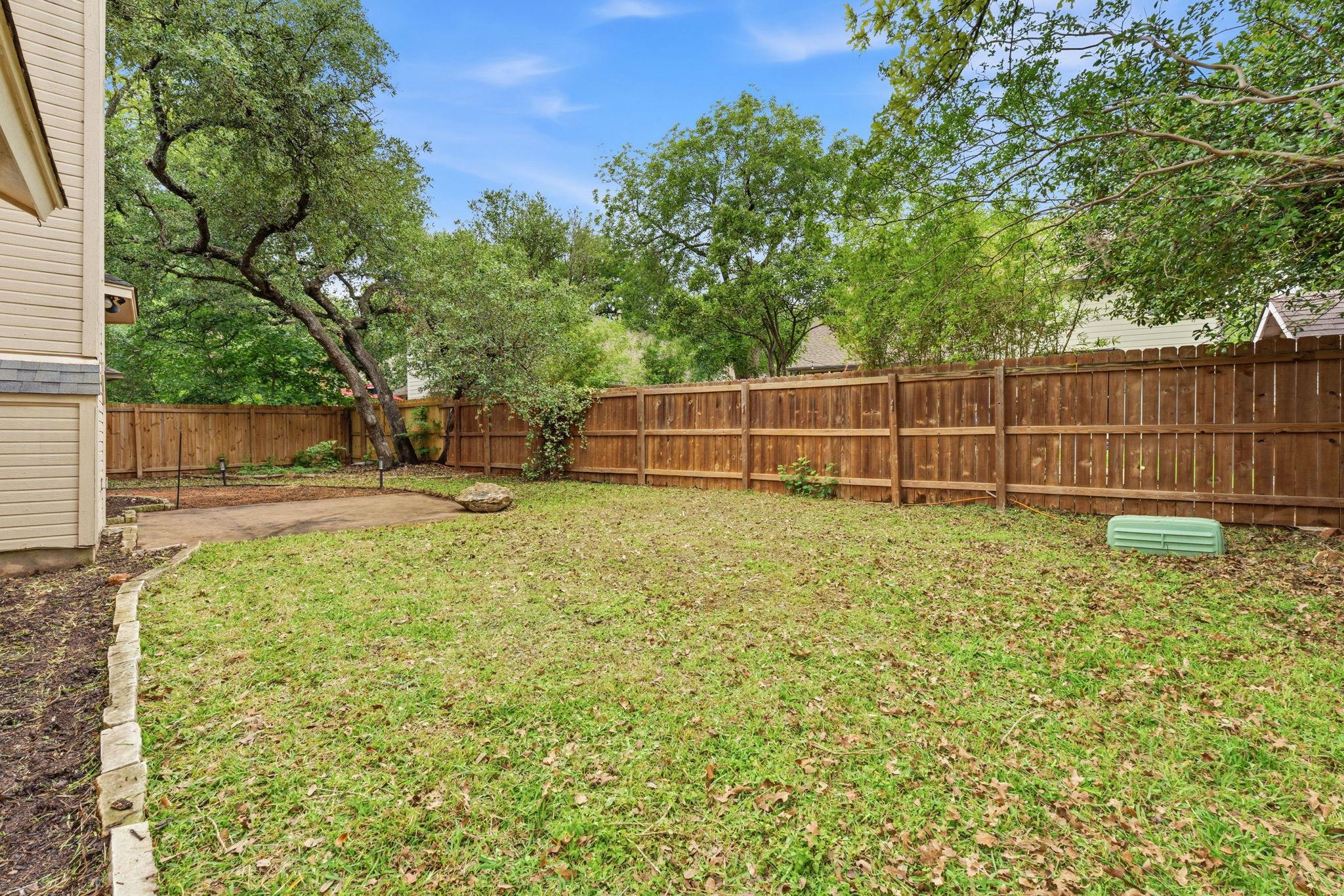 7302 John Blocker Dr, Austin, TX 78749