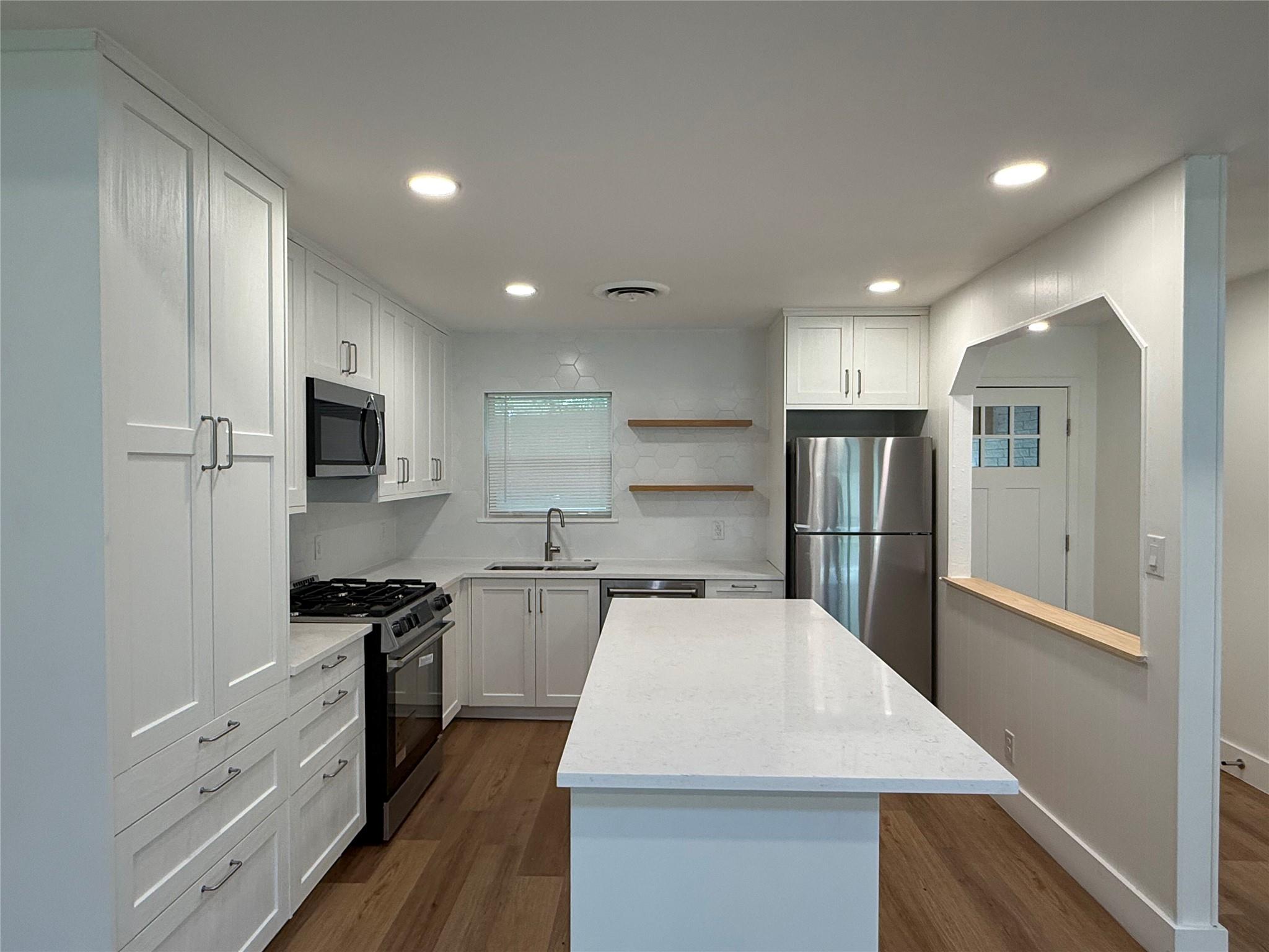 6712 Bryn Mawr Dr, Austin, TX 78723