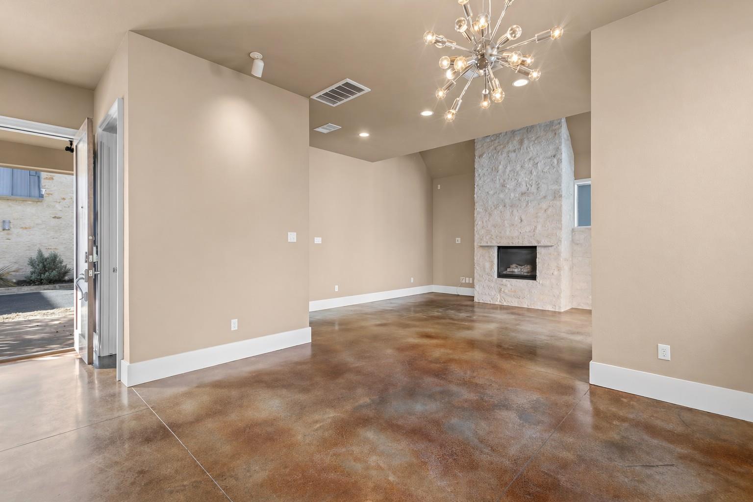 1601 Houston St # 3, Austin, TX 78756