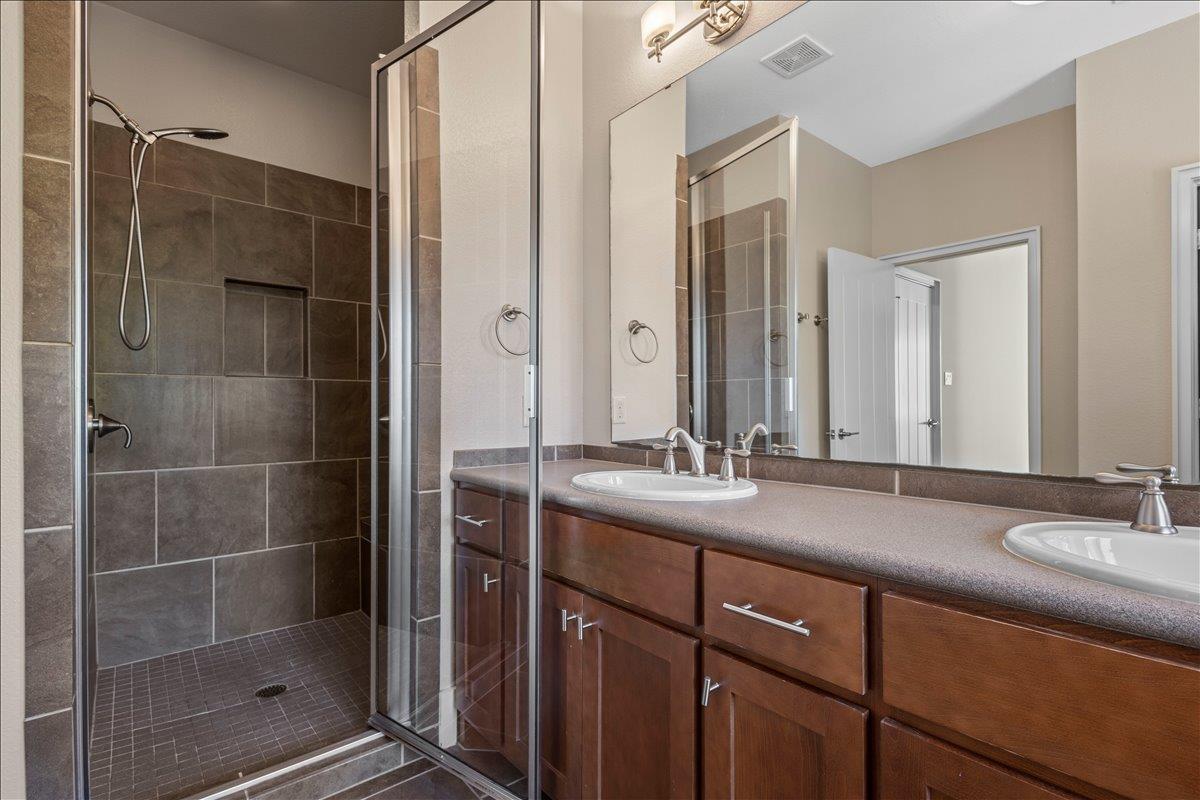 1601 Houston St # 3, Austin, TX 78756