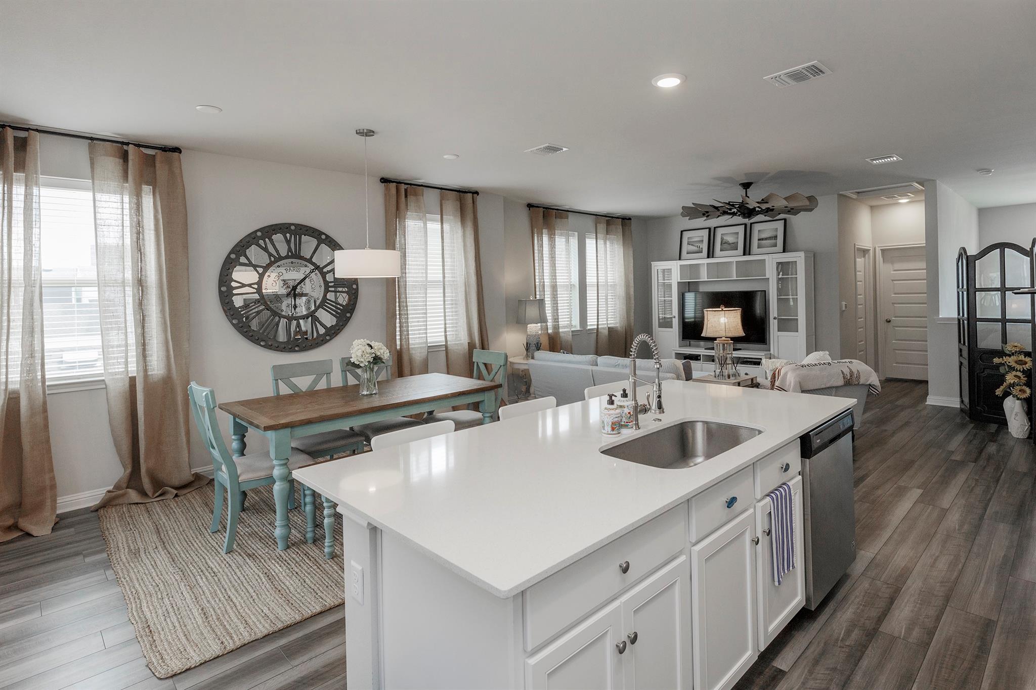 7915 Mellencamp Dr, Austin, TX 78744