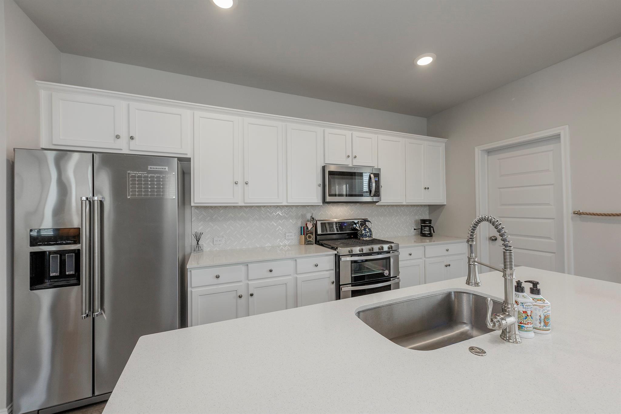 7915 Mellencamp Dr, Austin, TX 78744