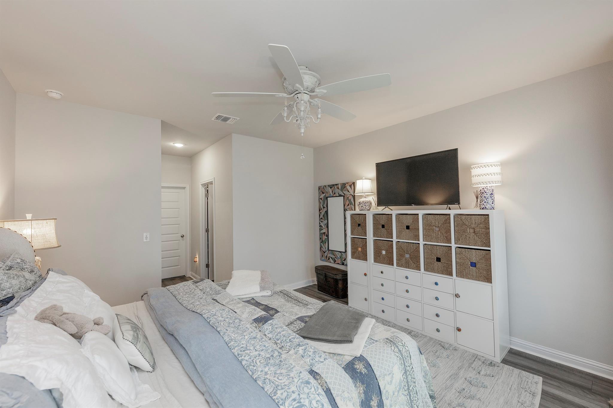 7915 Mellencamp Dr, Austin, TX 78744