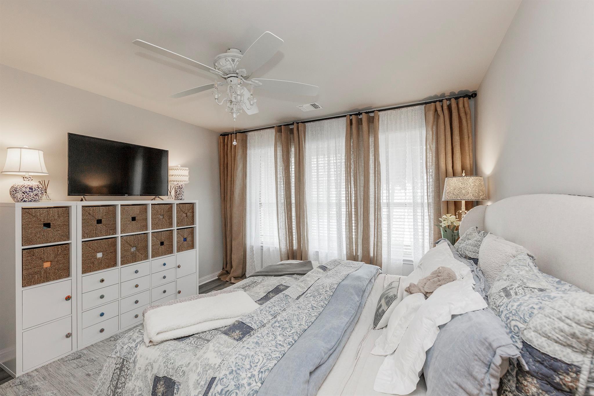 7915 Mellencamp Dr, Austin, TX 78744