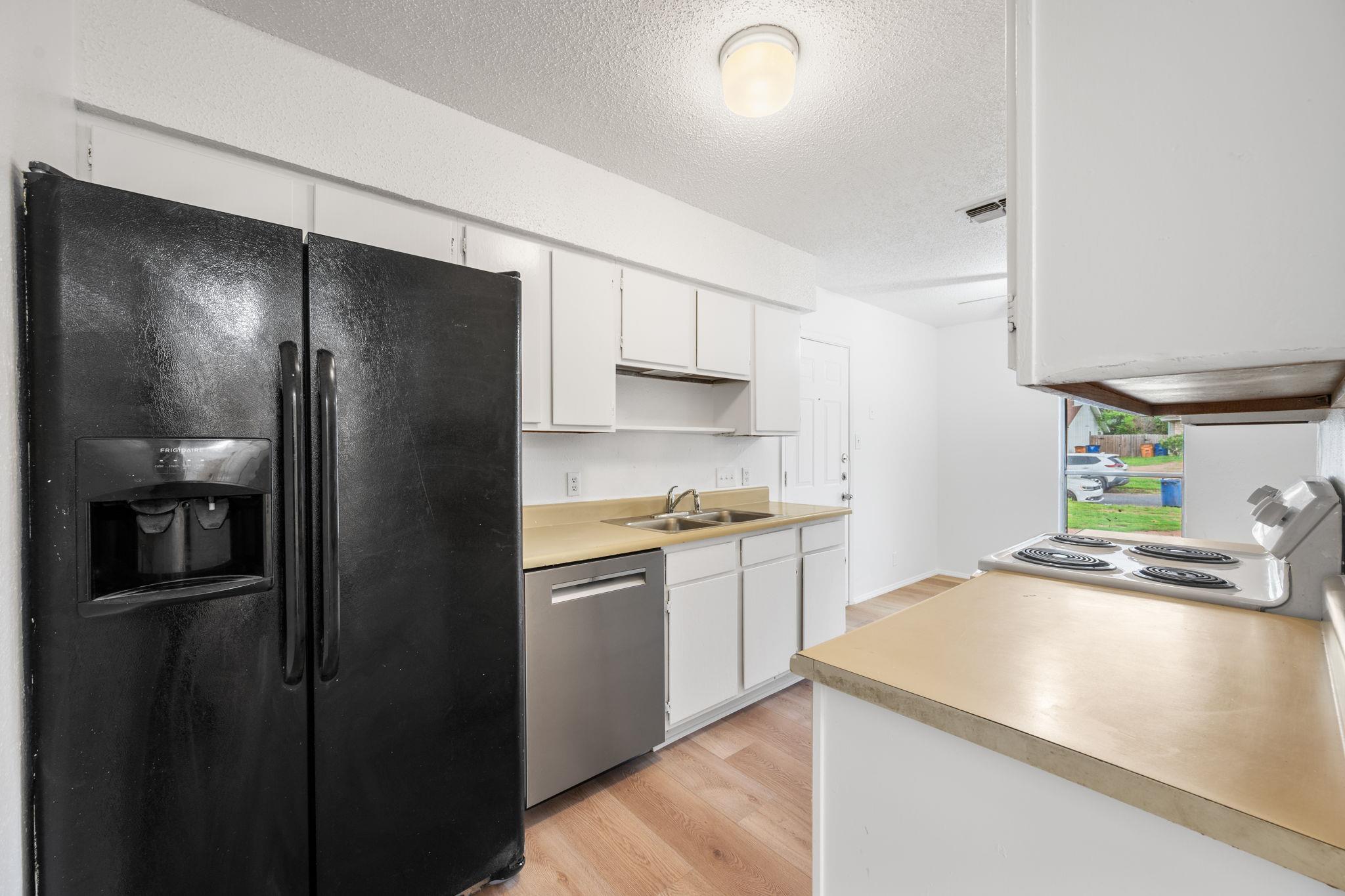 905 Fieldwood Dr, Austin, TX 78758