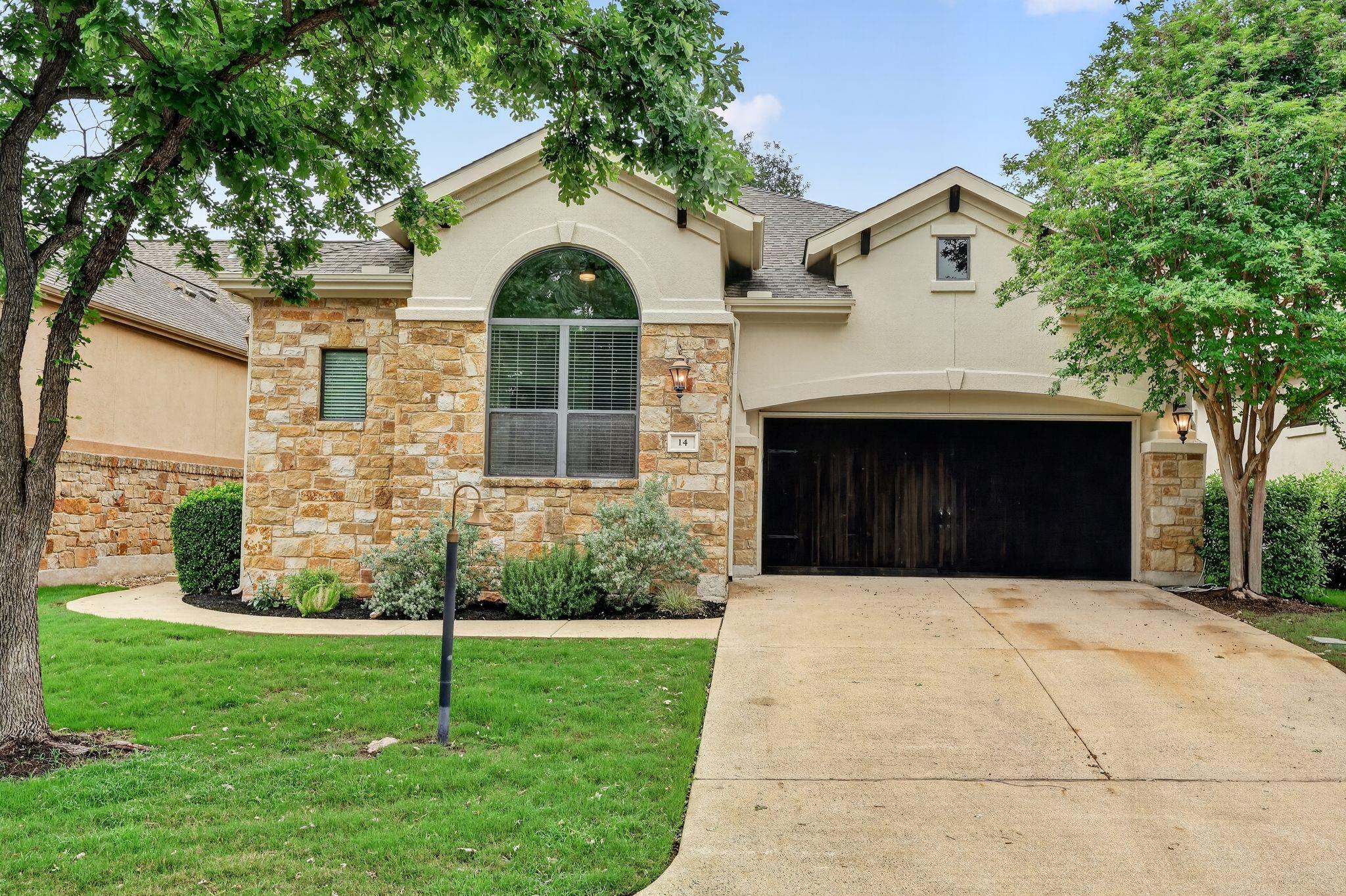 14 PRESTONWOOD Cir, Lakeway, TX 78734