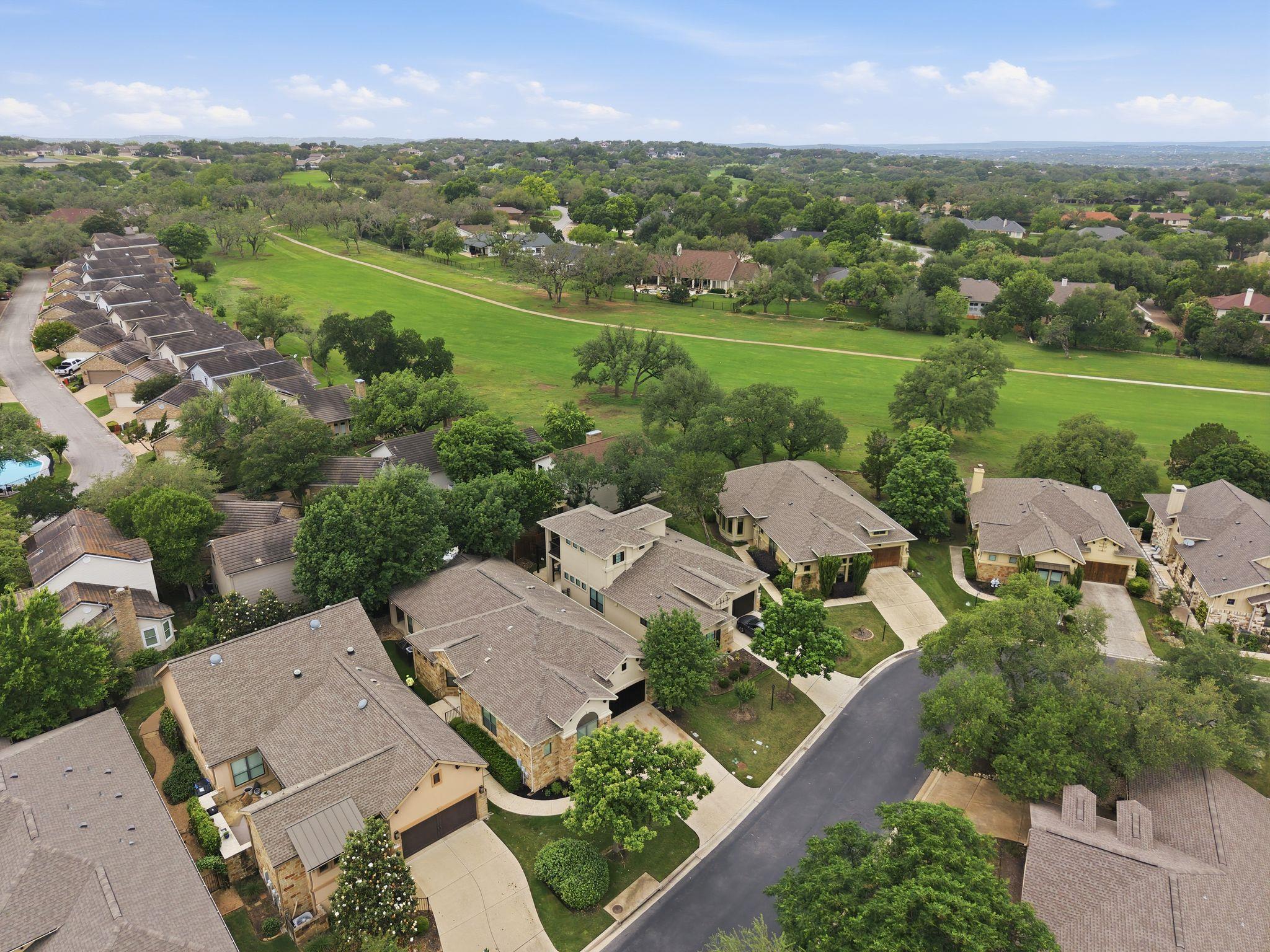 14 PRESTONWOOD Cir, Lakeway, TX 78734