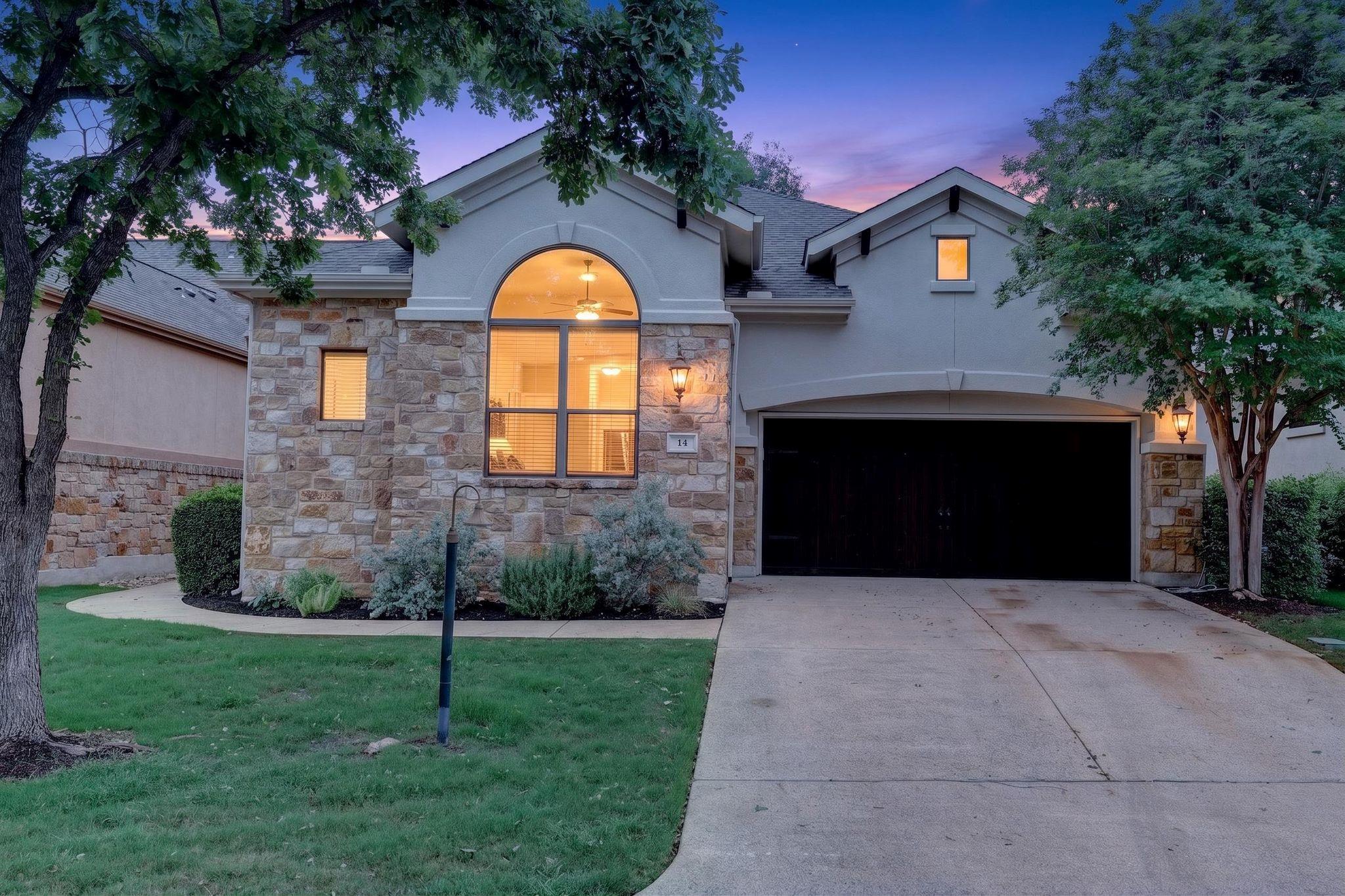 14 PRESTONWOOD Cir, Lakeway, TX 78734