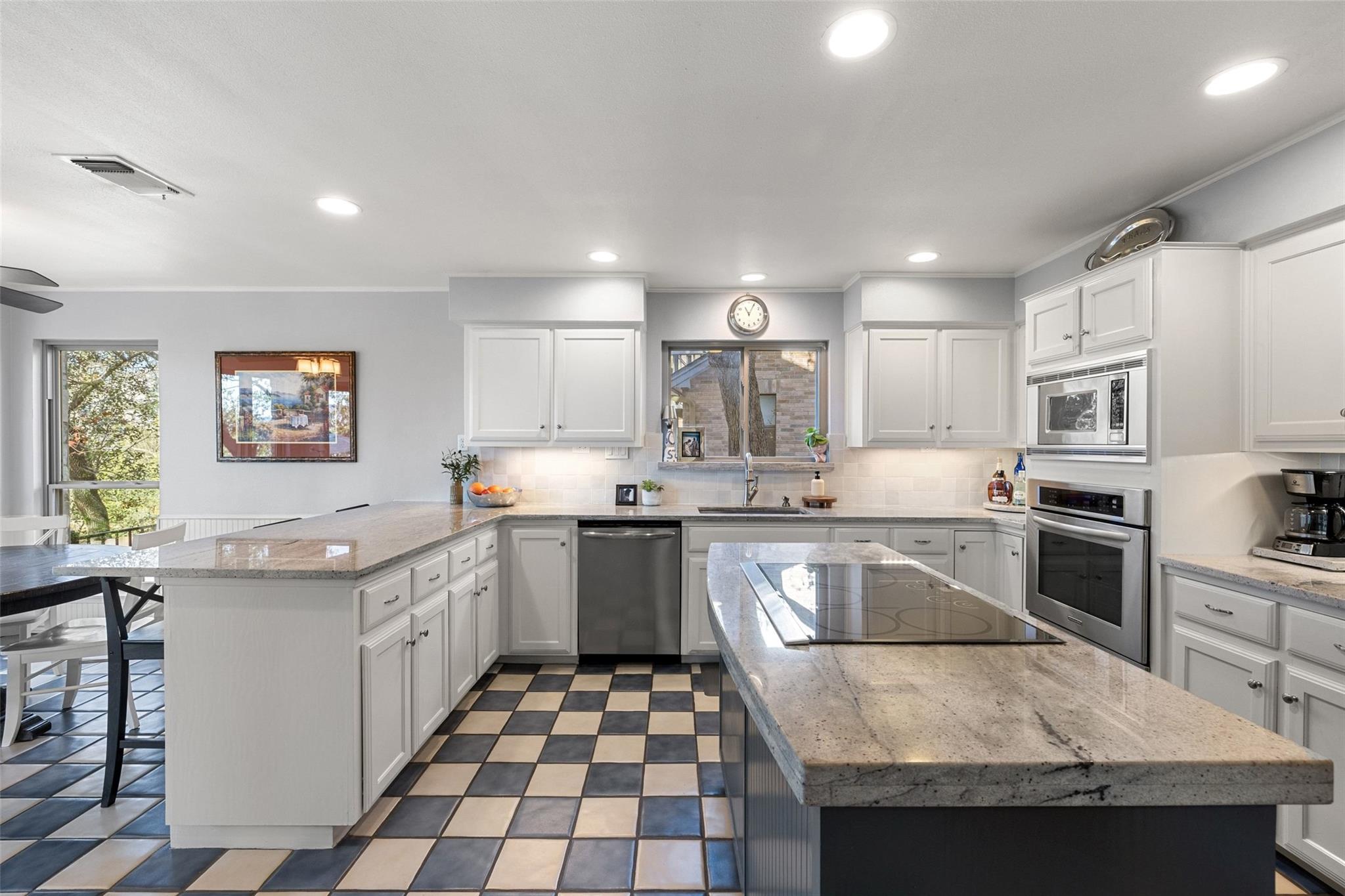 10810 Wintergreen Hl, Austin, TX 78750