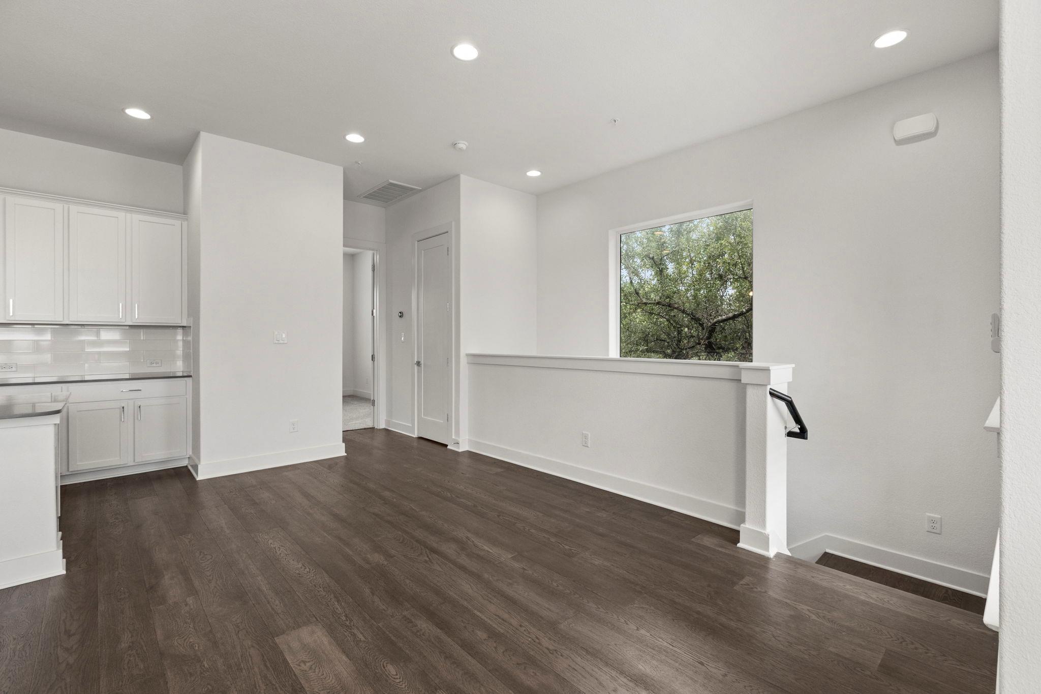 2050 Lohmans Spur Rd # 2005, Lakeway, TX 78734