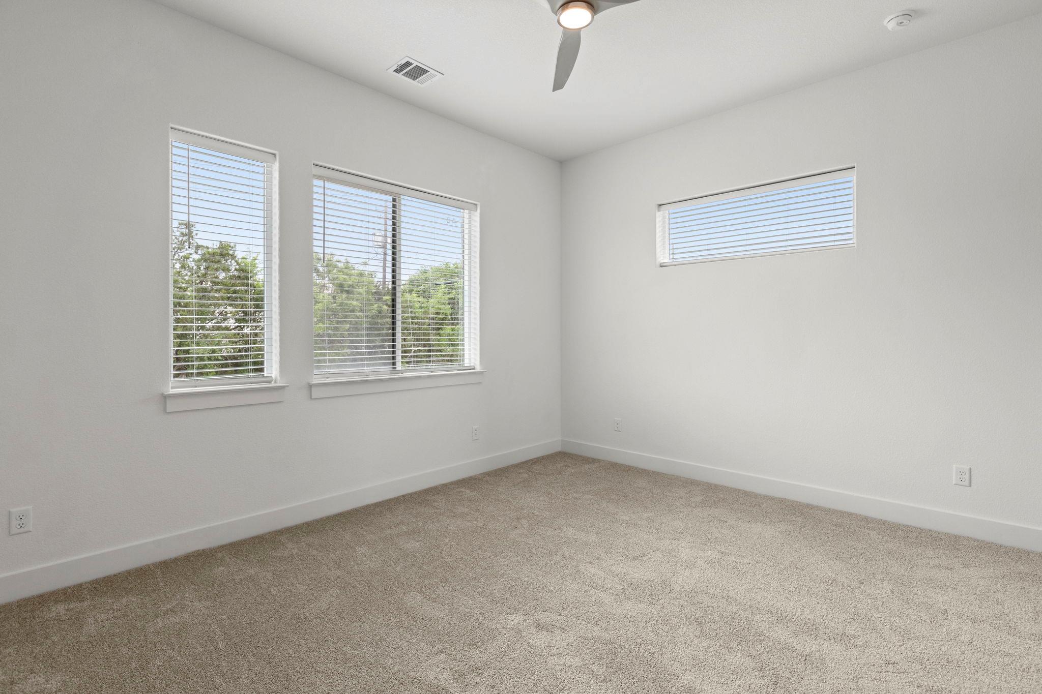 2050 Lohmans Spur Rd # 2005, Lakeway, TX 78734