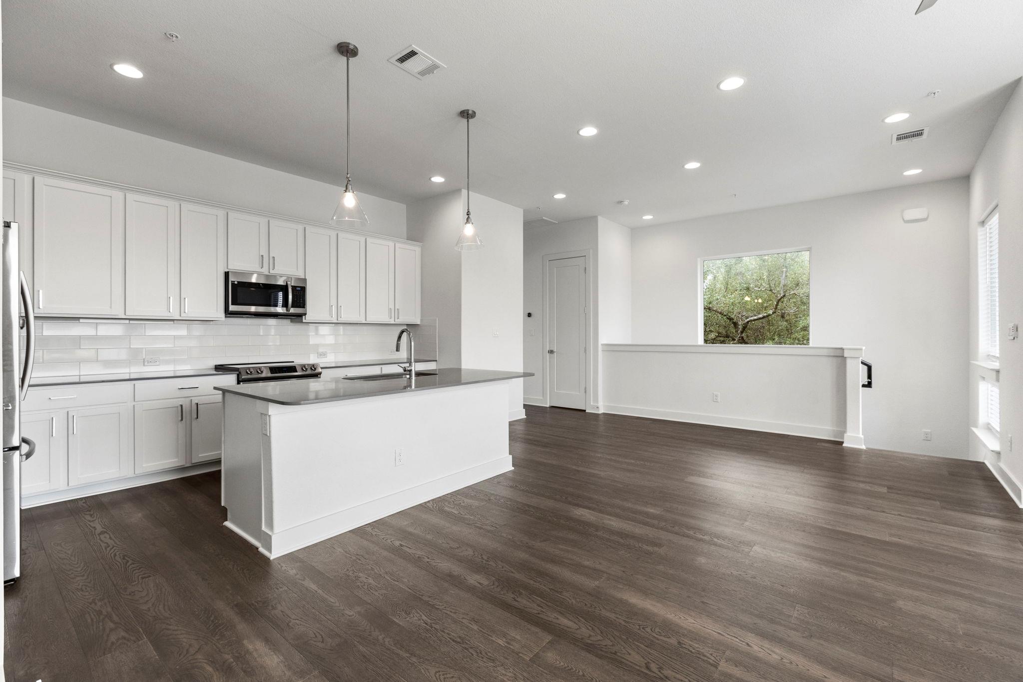 2050 Lohmans Spur Rd # 2005, Lakeway, TX 78734