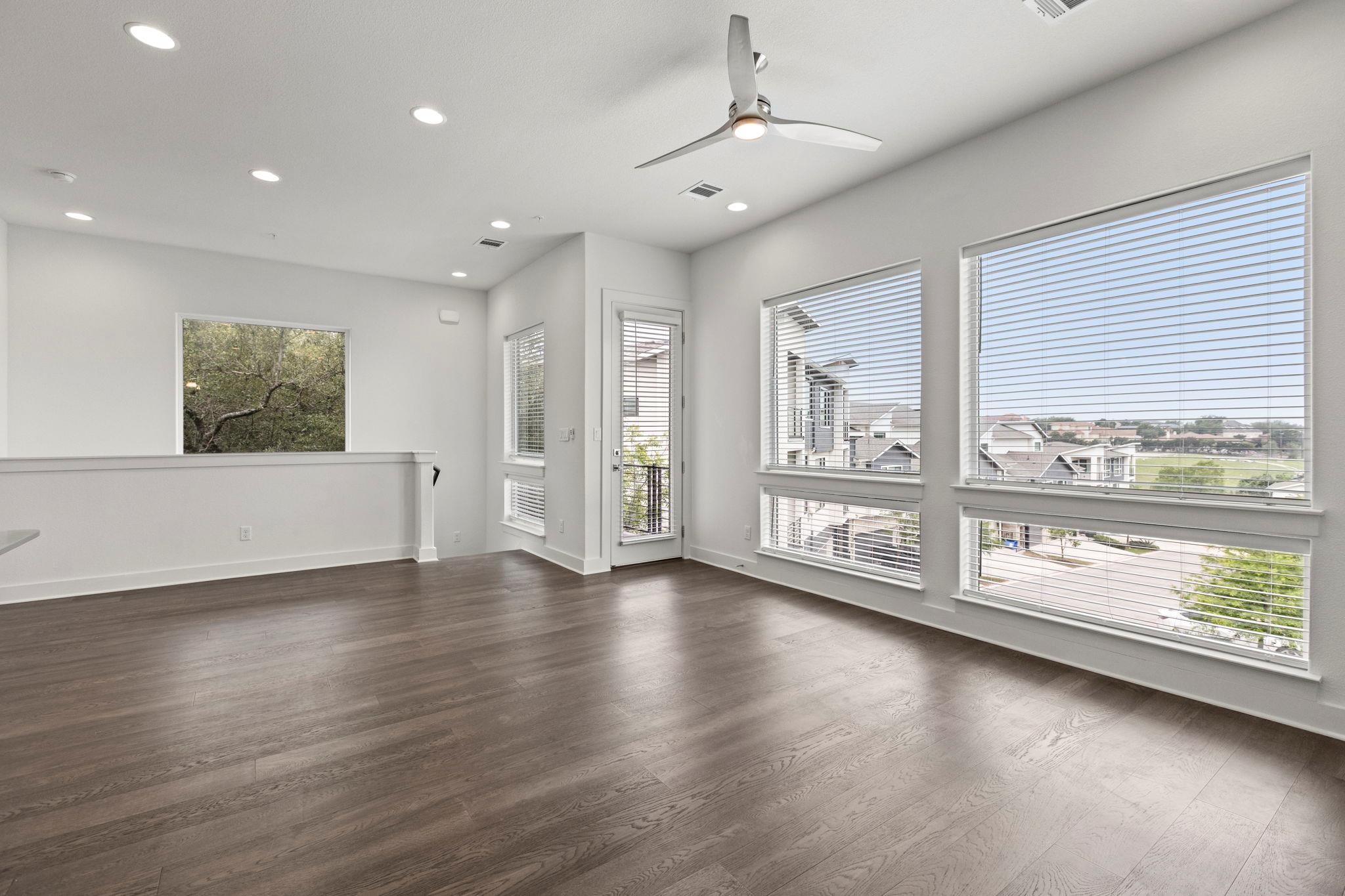 2050 Lohmans Spur Rd # 2005, Lakeway, TX 78734