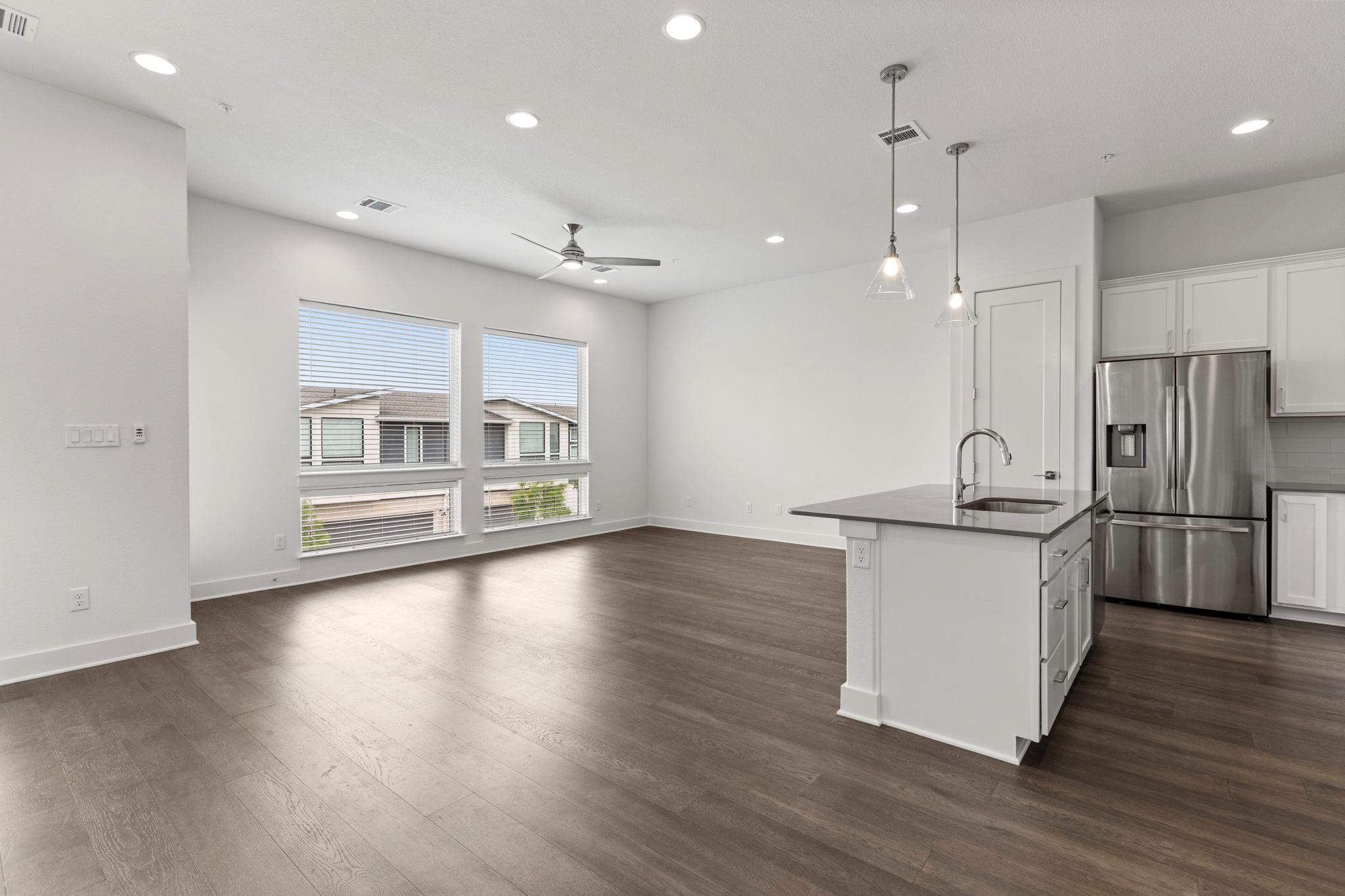 2050 Lohmans Spur Rd # 2005, Lakeway, TX 78734