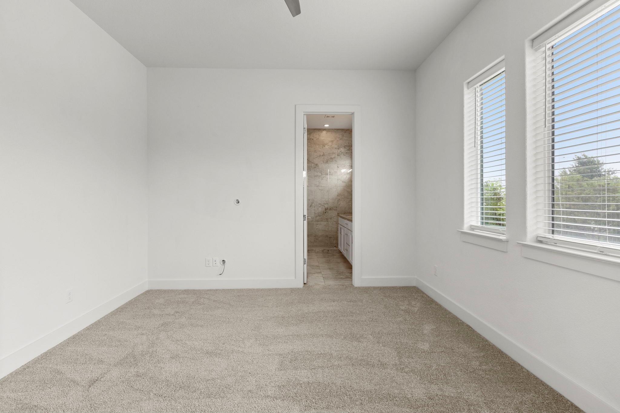 2050 Lohmans Spur Rd # 2005, Lakeway, TX 78734