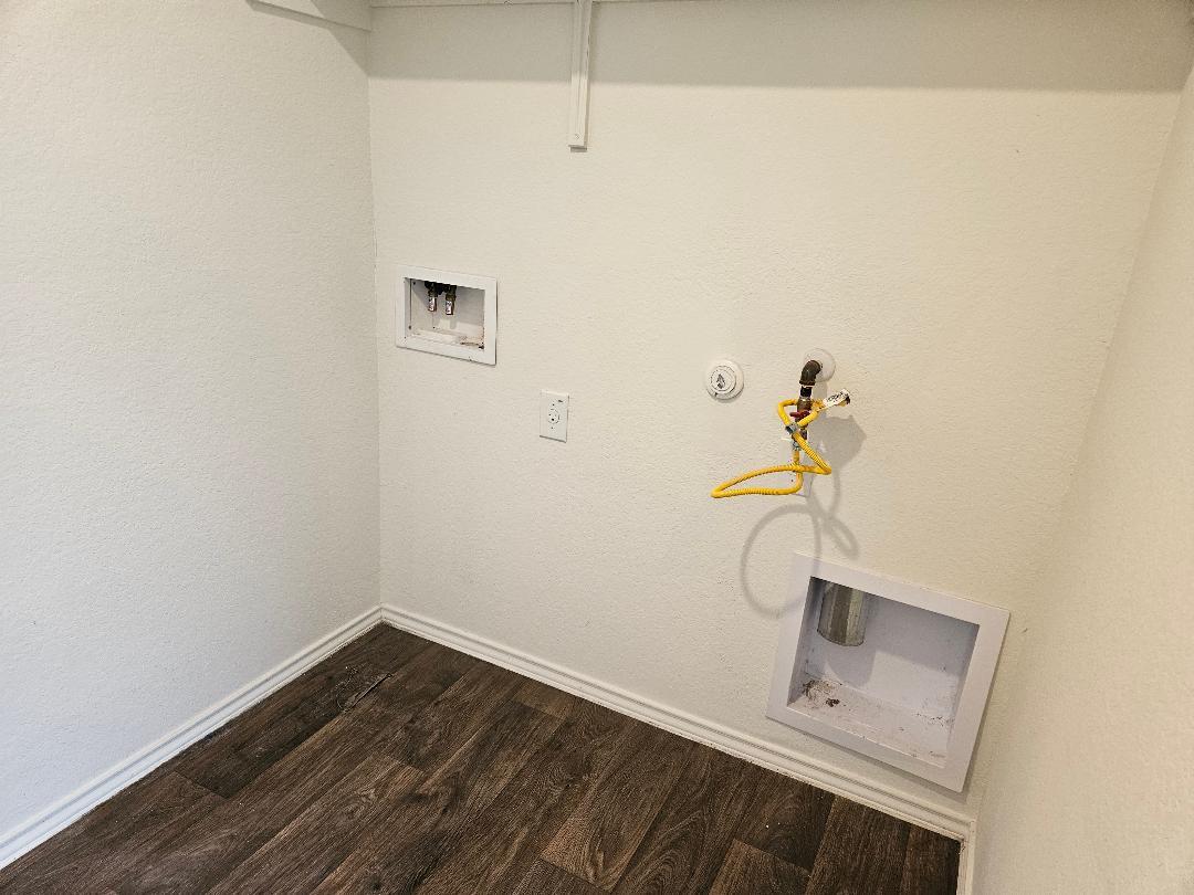 19405 Bear Grass Dr, Elgin, TX 78621