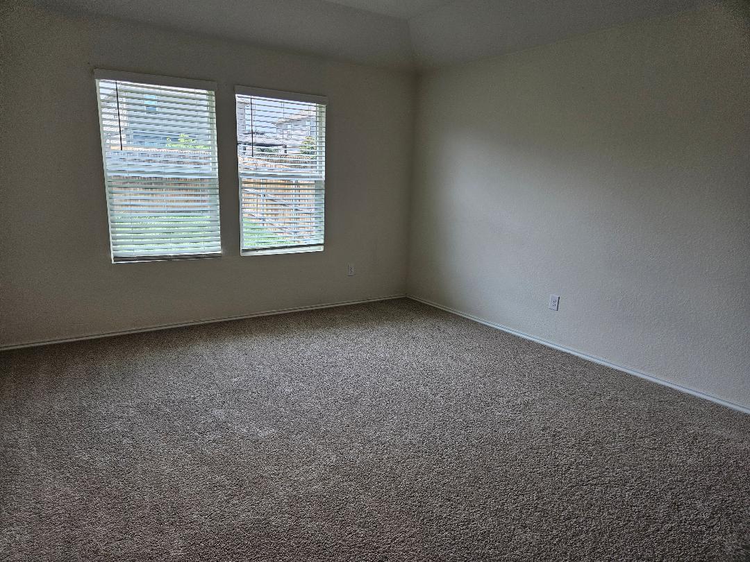 19405 Bear Grass Dr, Elgin, TX 78621