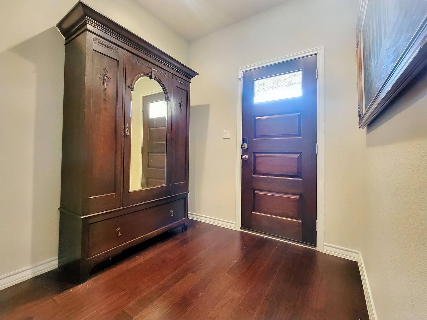 365 Mary Max Cir, San Marcos, TX 78666