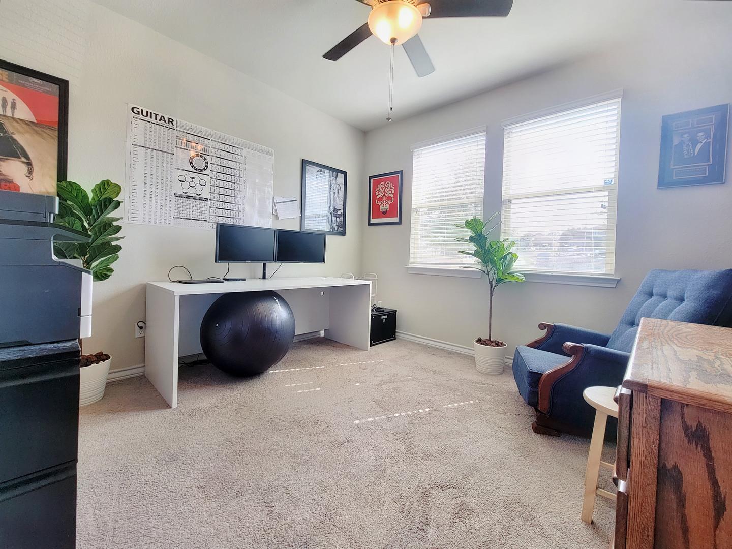 365 Mary Max Cir, San Marcos, TX 78666