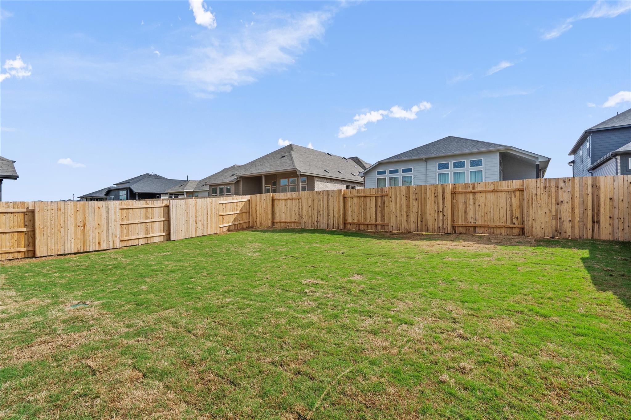 315 Diamondleaf Dr, Buda, TX 78610