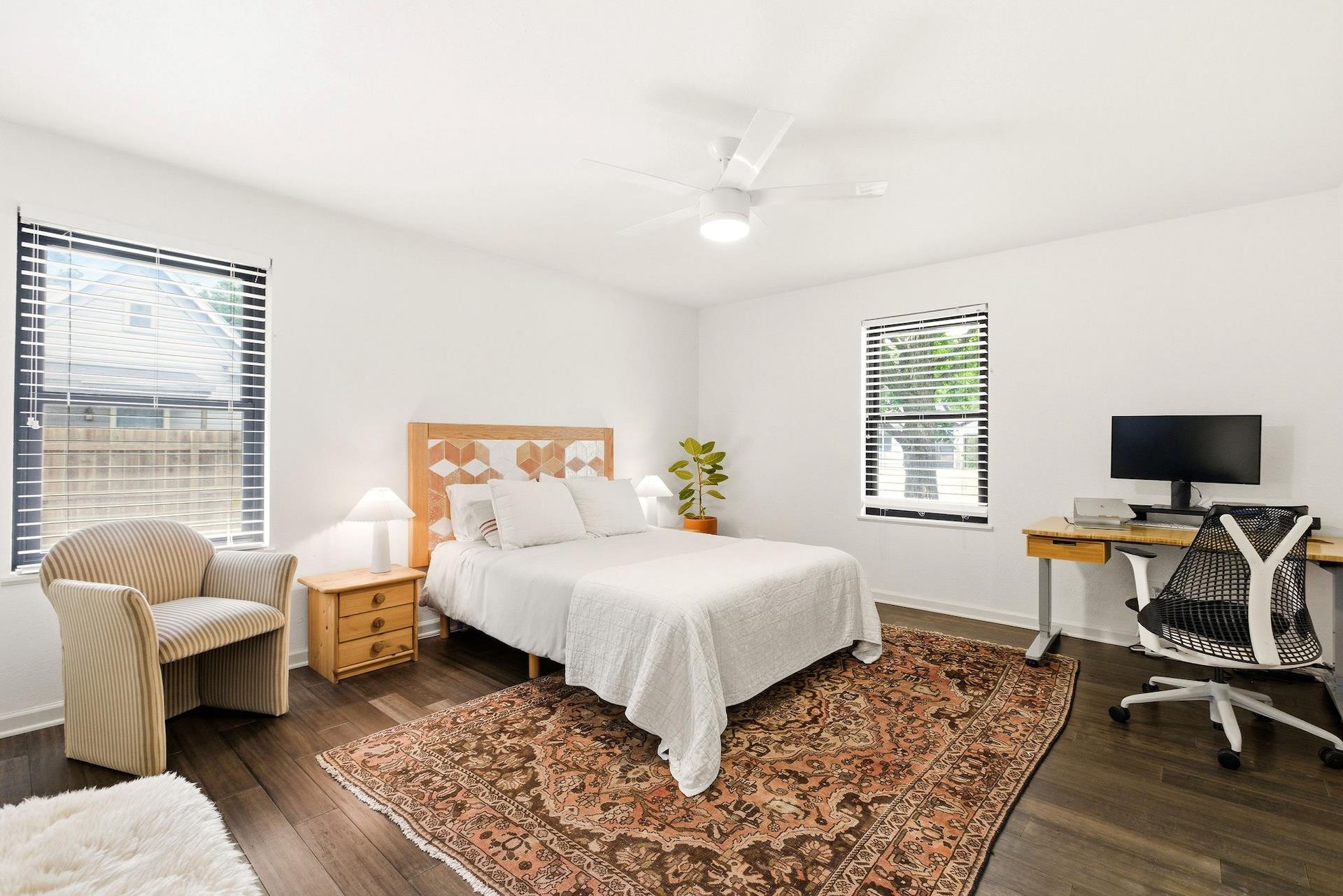 500 S Rio Grande St, Lockhart, TX 78644