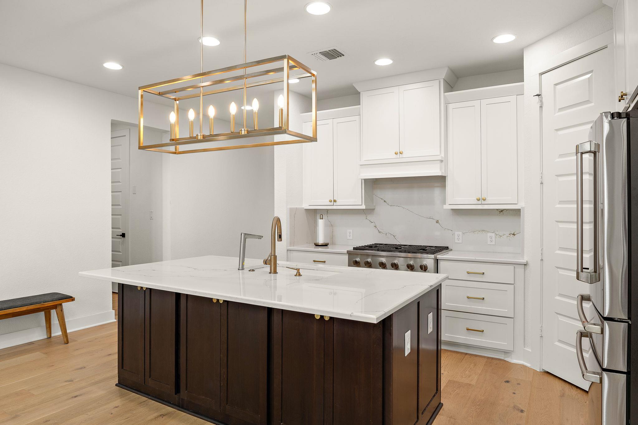1409 Golden Celebration Bnd, Leander, TX 78641