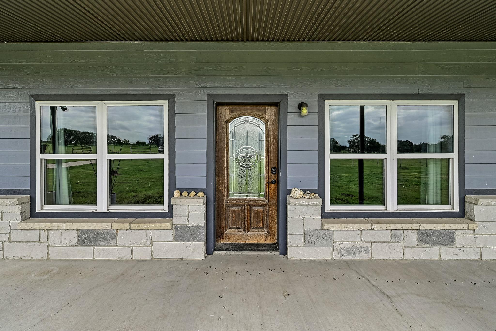 1608 County Road 204, Liberty Hill, TX 78642