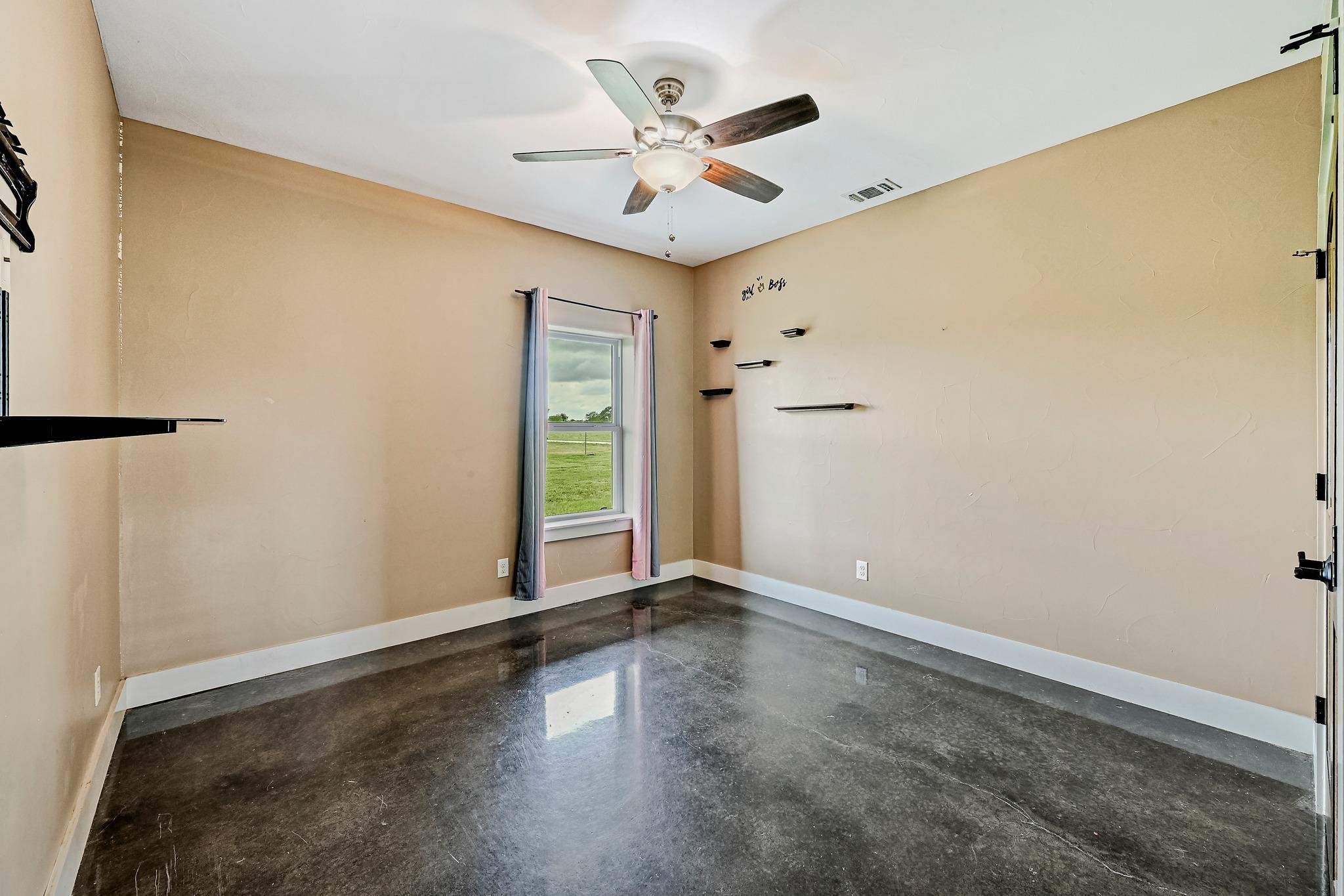 1608 County Road 204, Liberty Hill, TX 78642