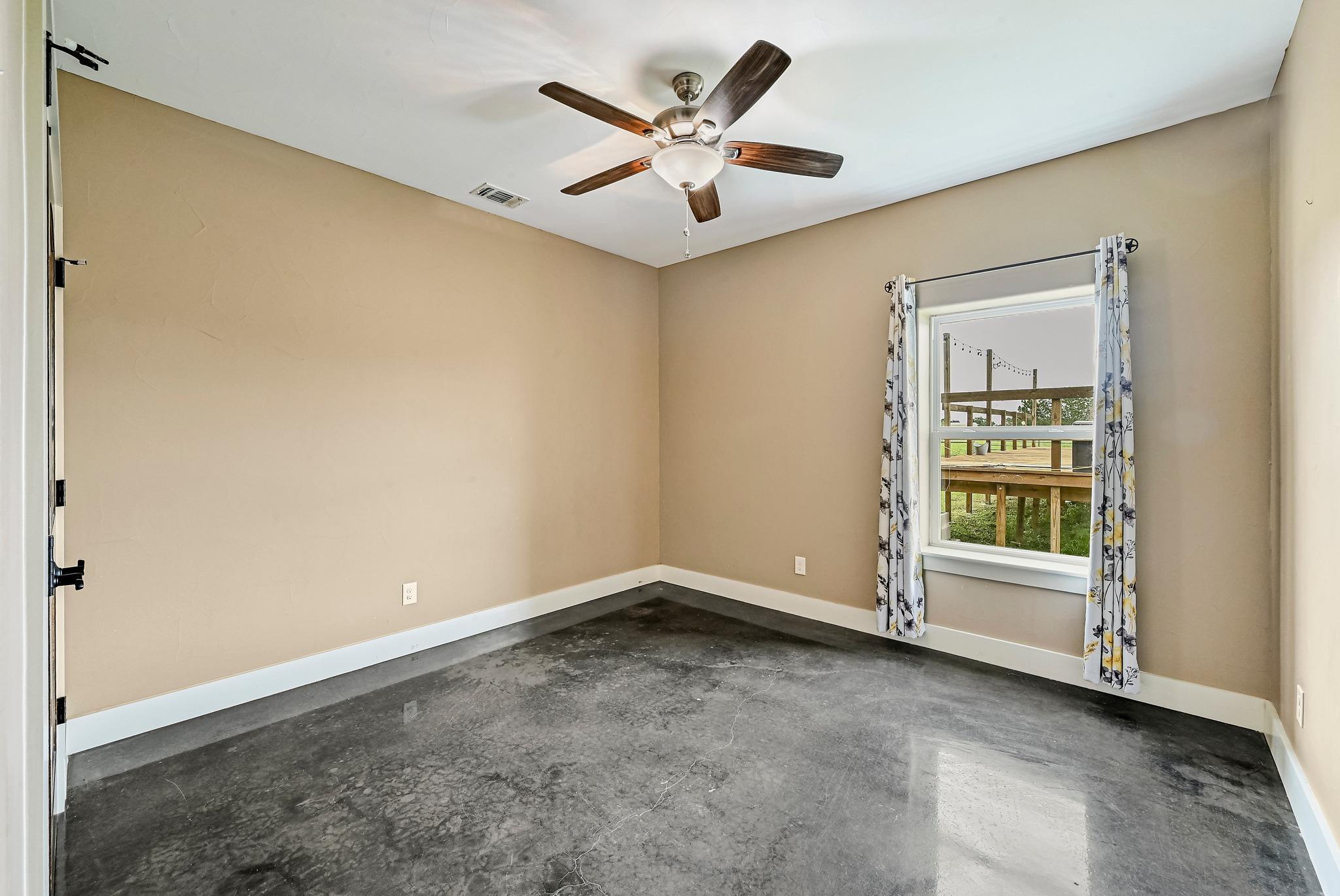 1608 County Road 204, Liberty Hill, TX 78642