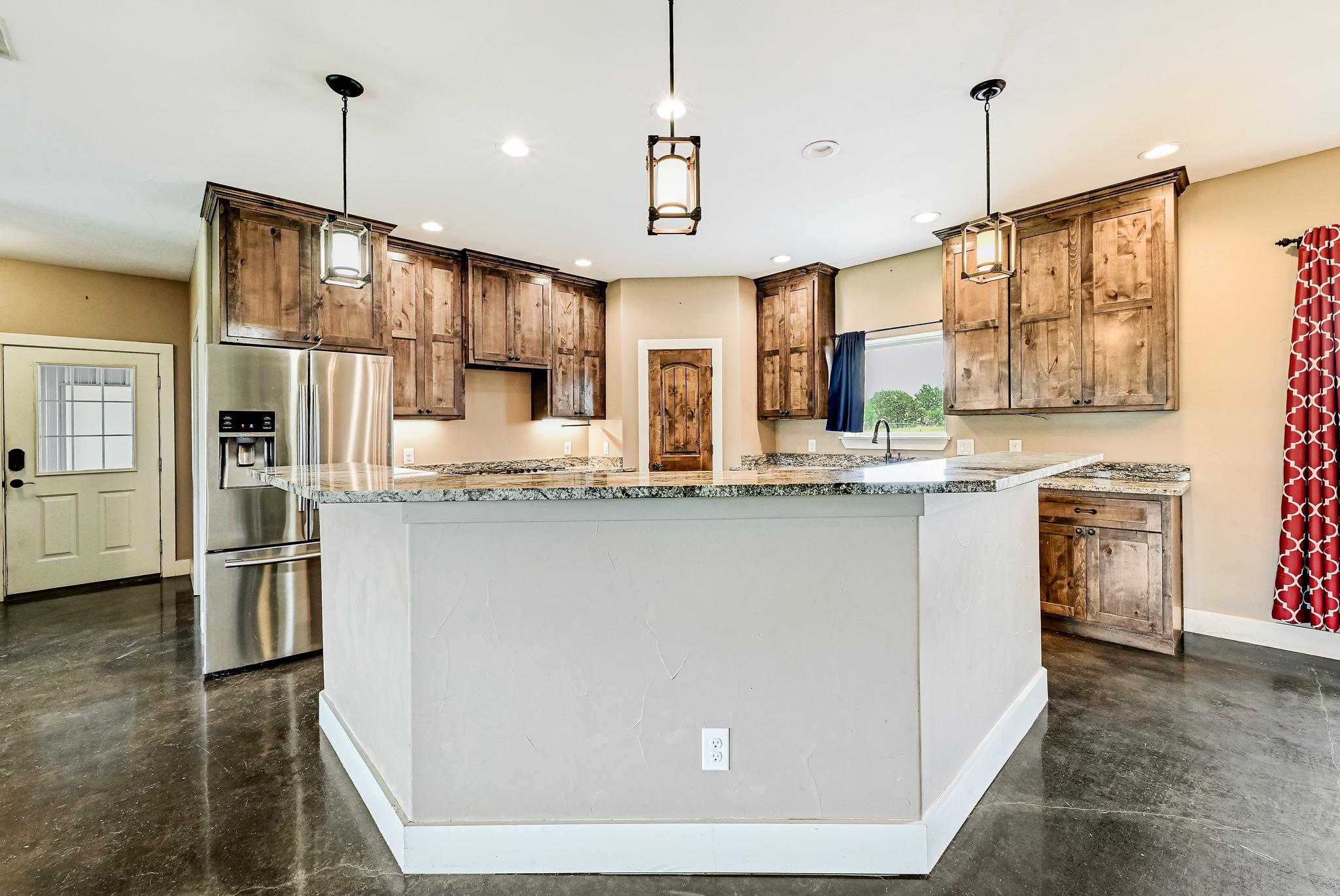 1608 County Road 204, Liberty Hill, TX 78642