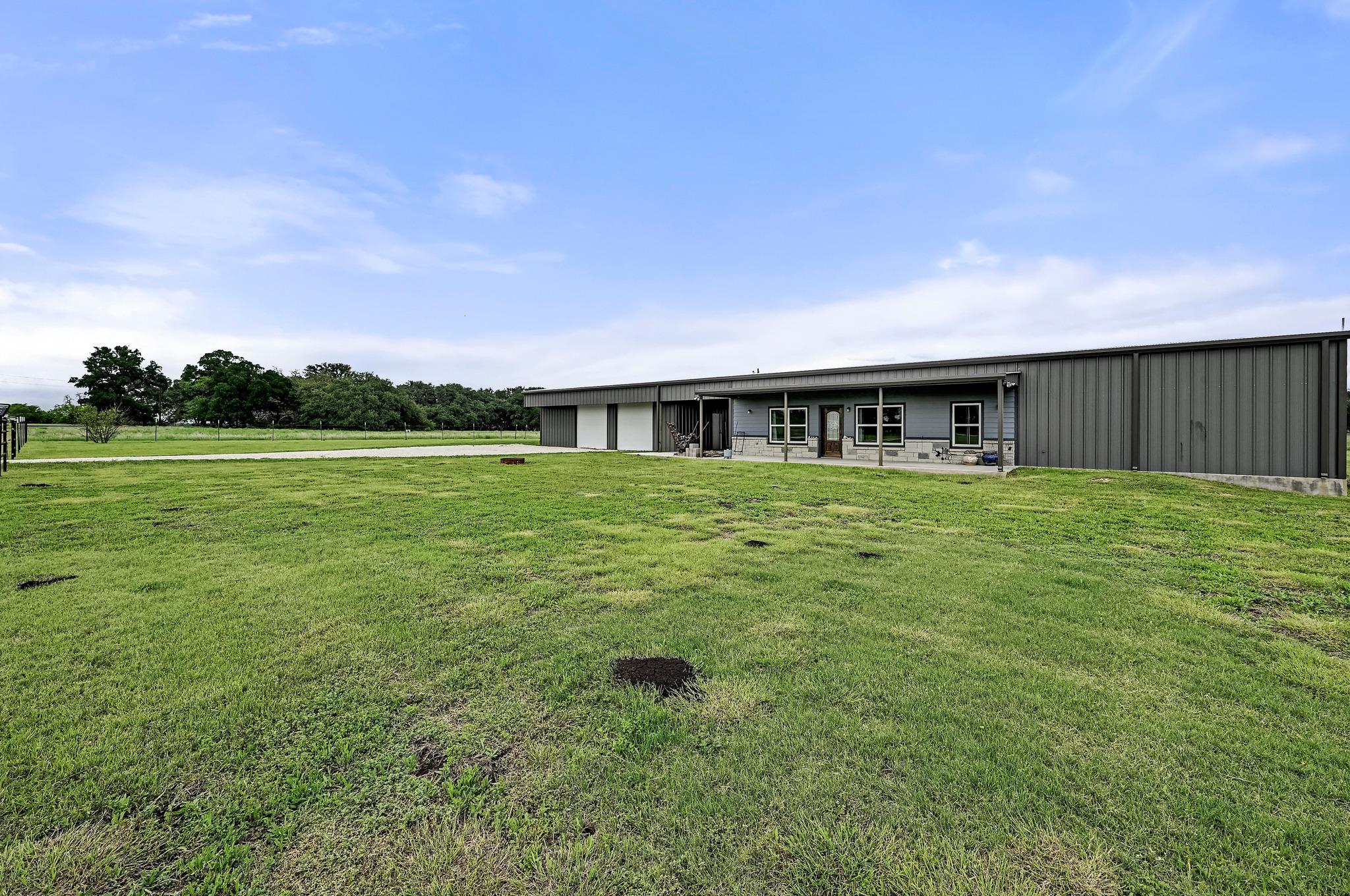1608 County Road 204, Liberty Hill, TX 78642