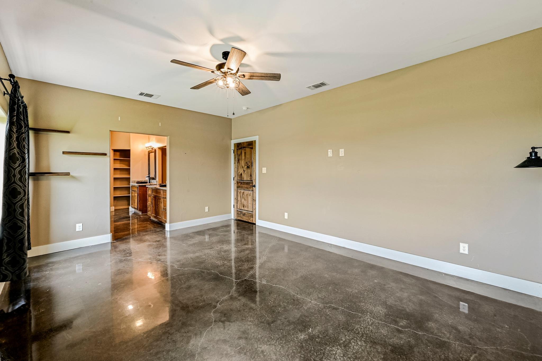 1608 County Road 204, Liberty Hill, TX 78642