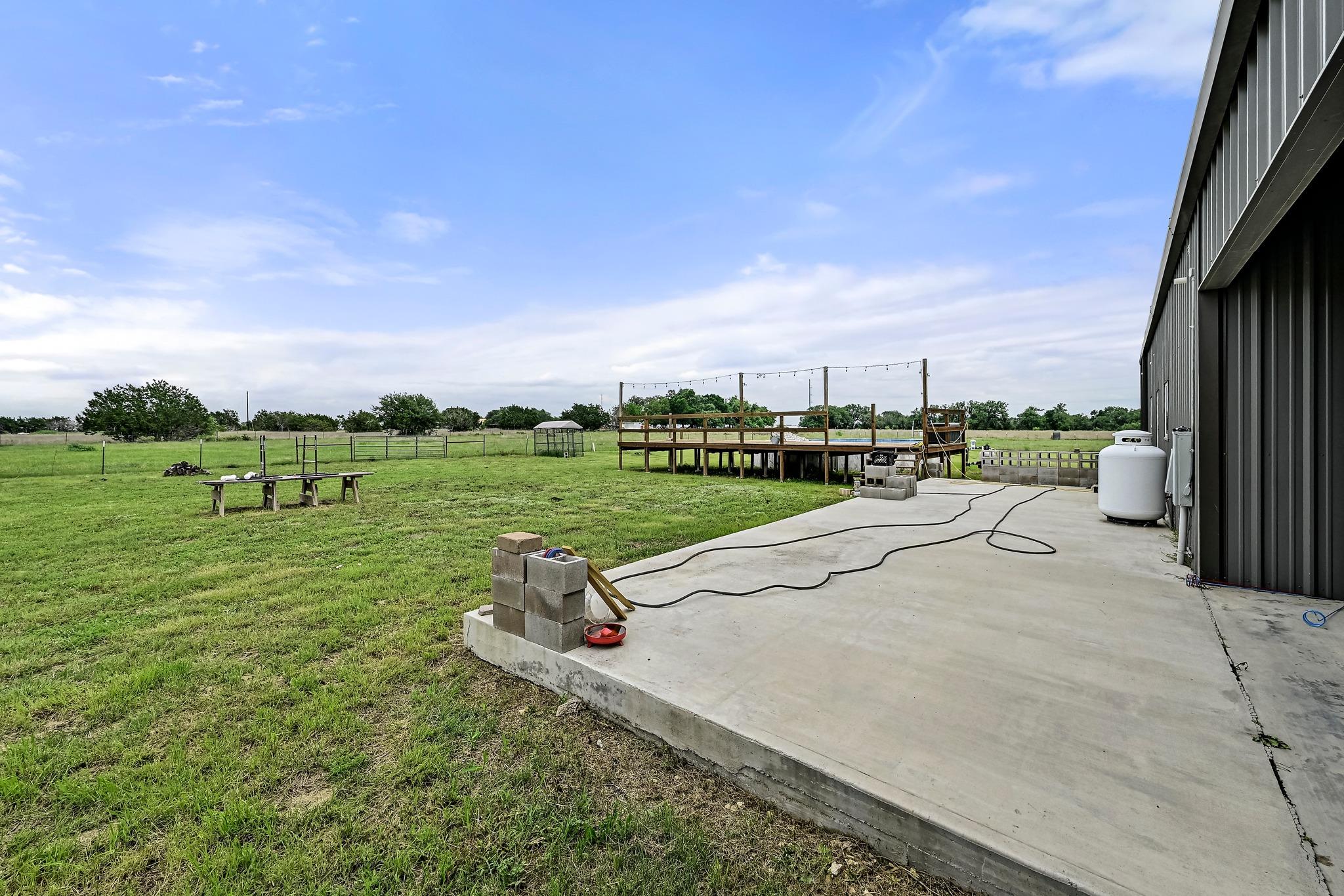 1608 County Road 204, Liberty Hill, TX 78642