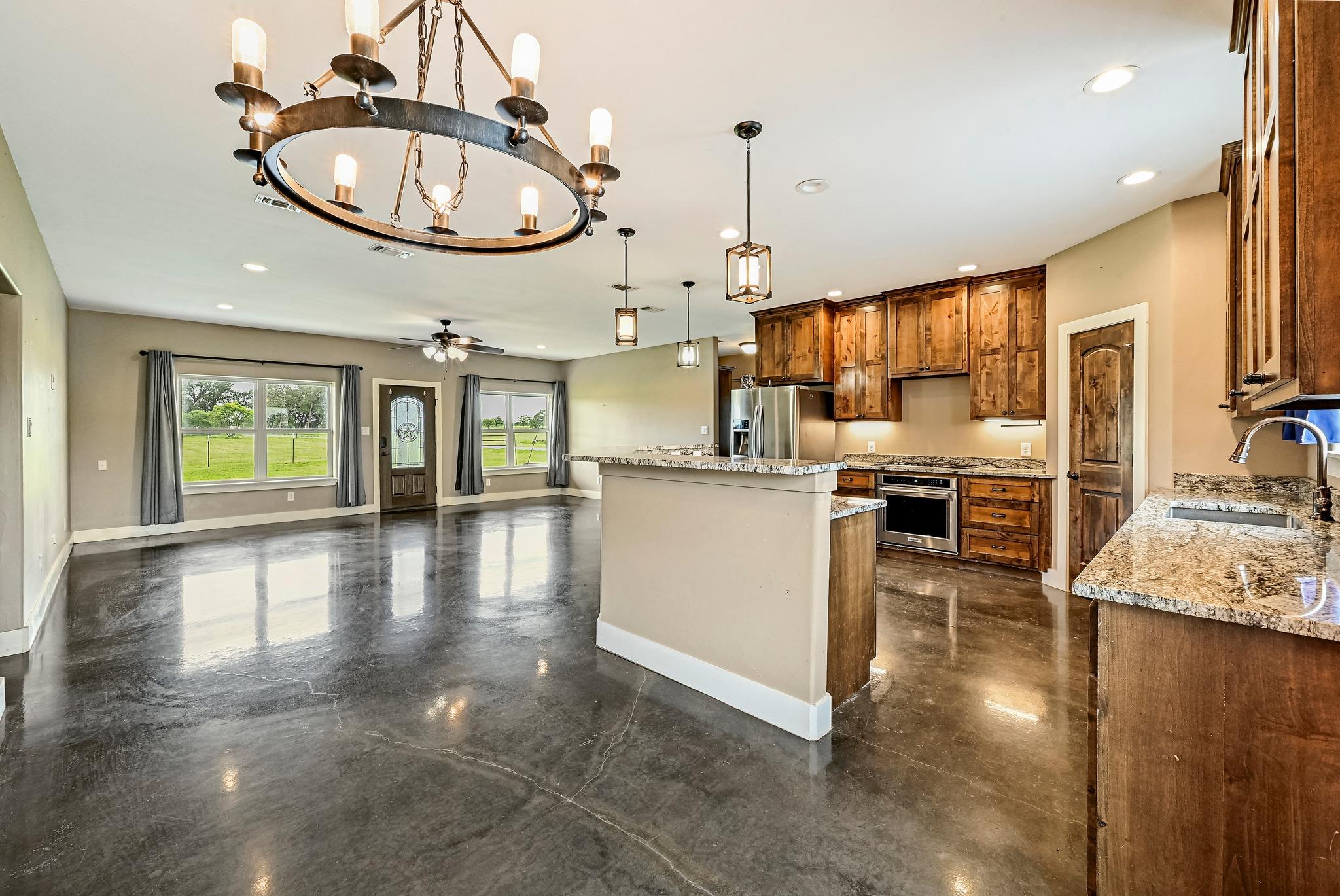 1608 County Road 204, Liberty Hill, TX 78642